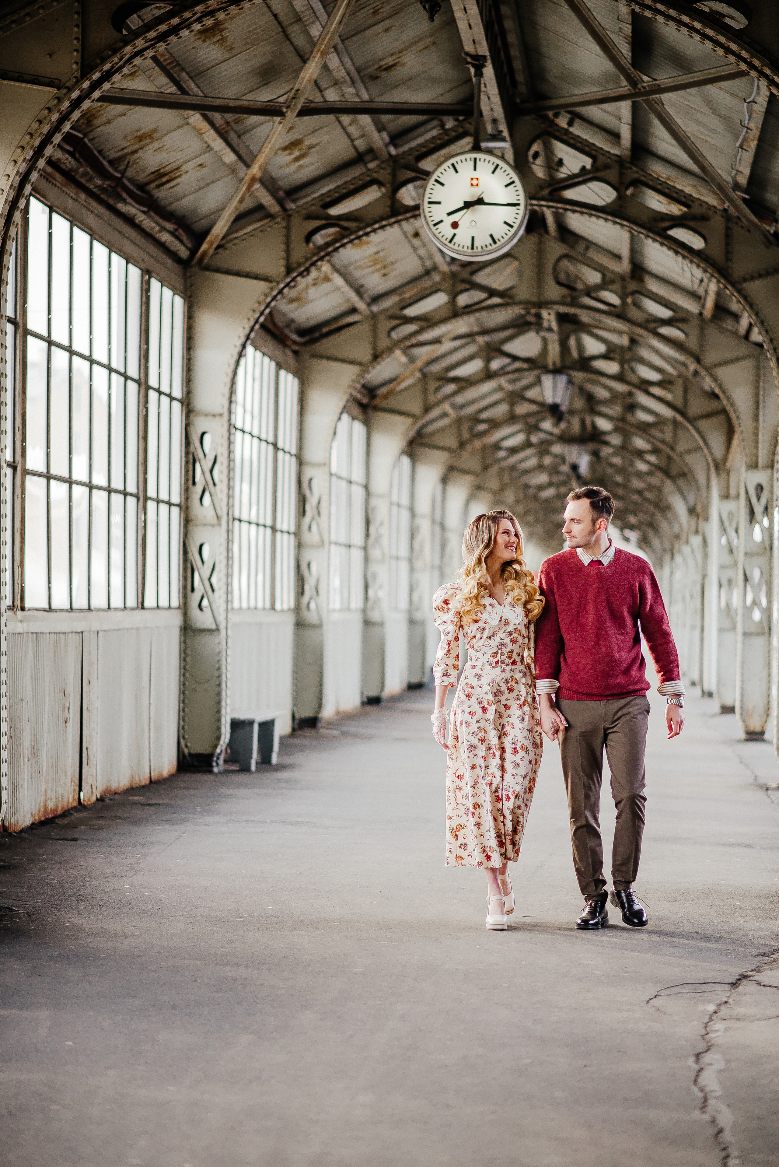 Фотосессия на Витебском вокзале — Love story Анастасия и Максим