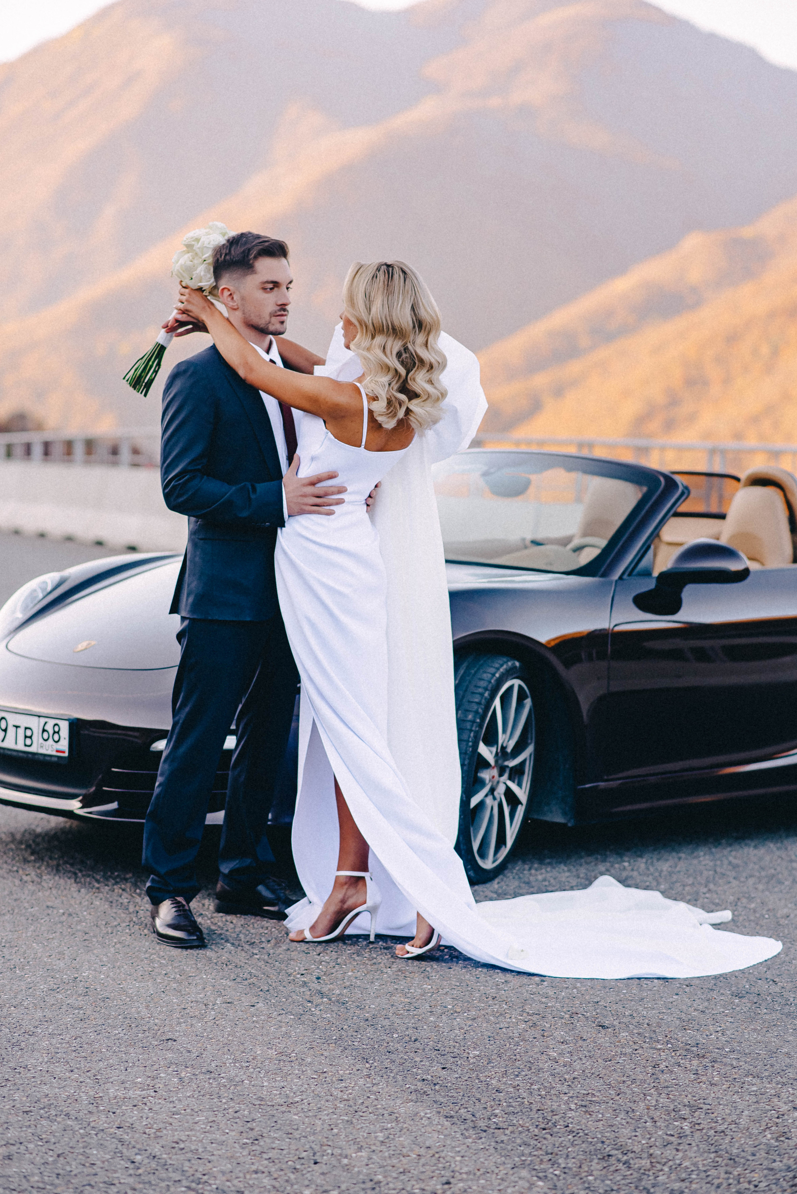 Свадебная съёмка в горах Роза Хутор — Анастасия и Денис