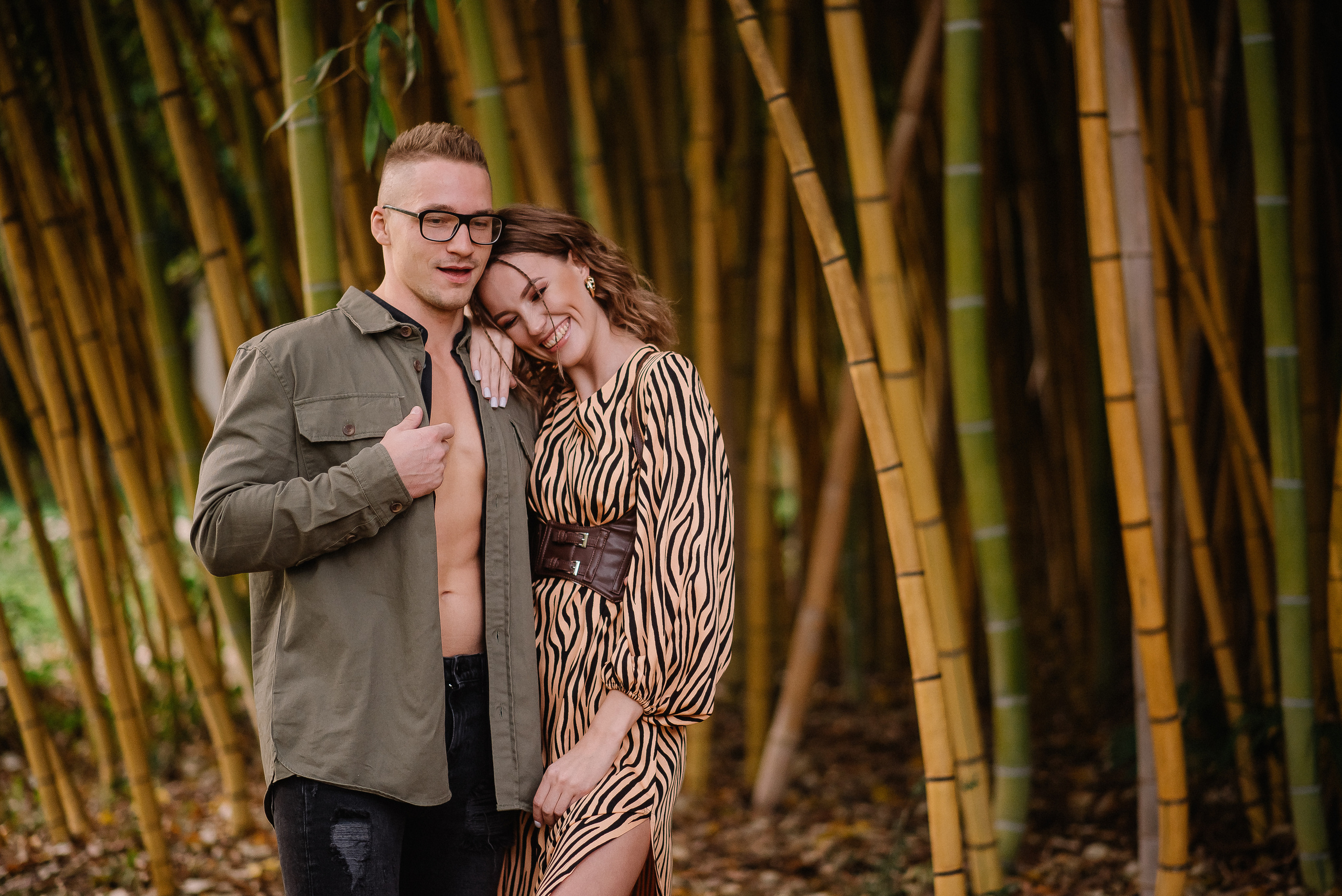 Love story фотосессия в бамбуке — Виолетта и Михаил