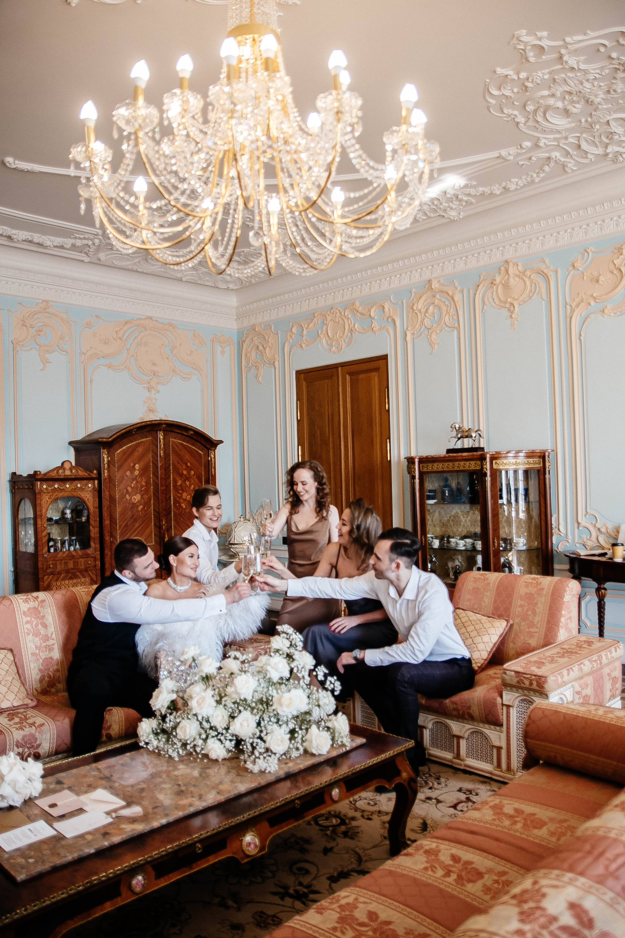 Свадебная фотосессия в отеле «Дворец Трезини», Санкт-Петербург — Дарья и Максим