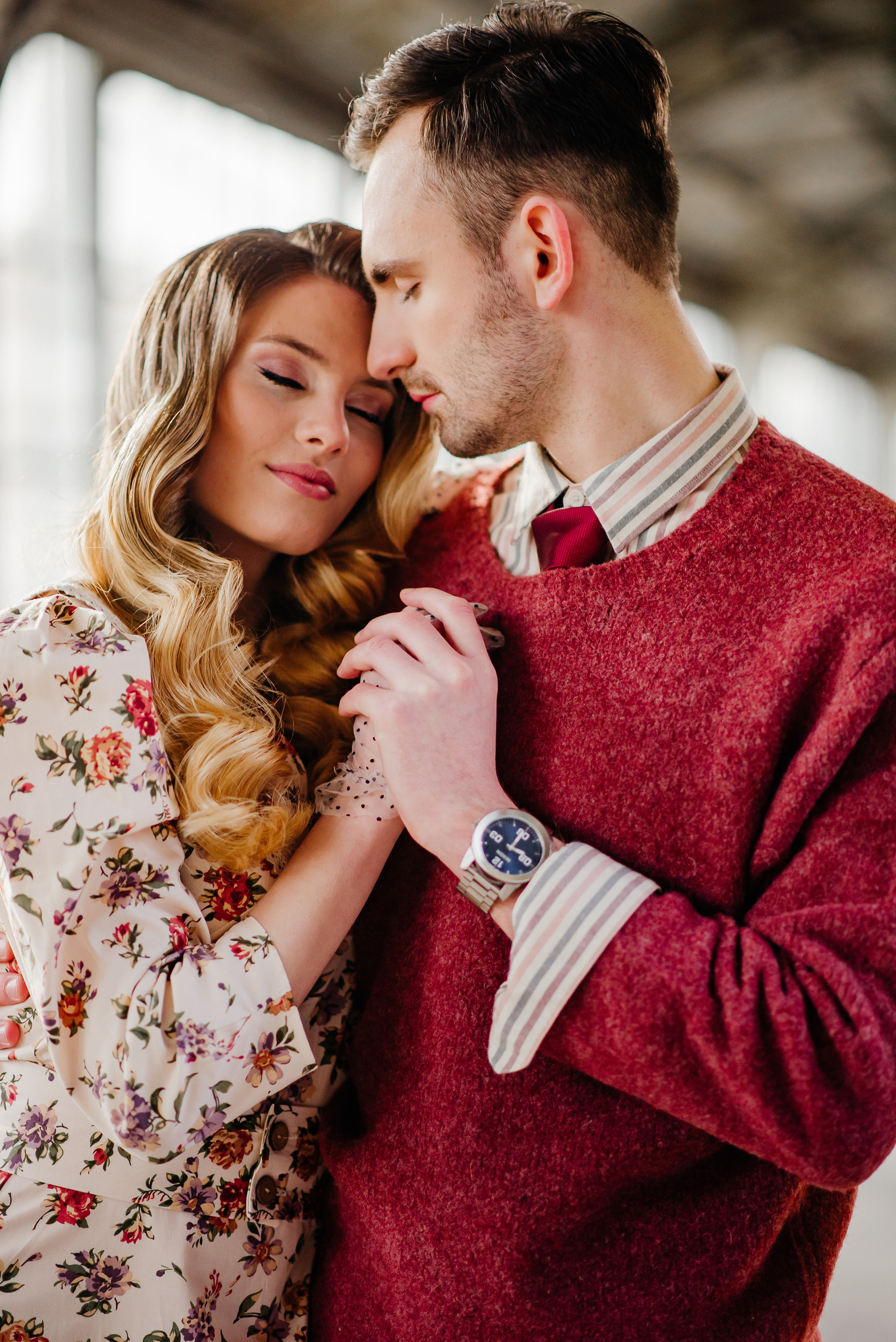 Фотосессия на Витебском вокзале — Love story Анастасия и Максим