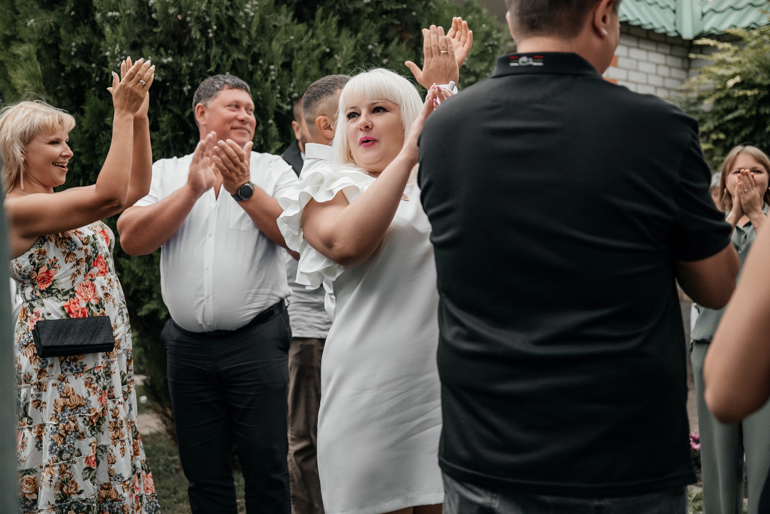 «Свадьба Даши и Артема». Школьный фотограф в Валуйках. Фотосессии для выпускников и изготовление выпускных альбомов в городе Валуйки и в Белгородской области