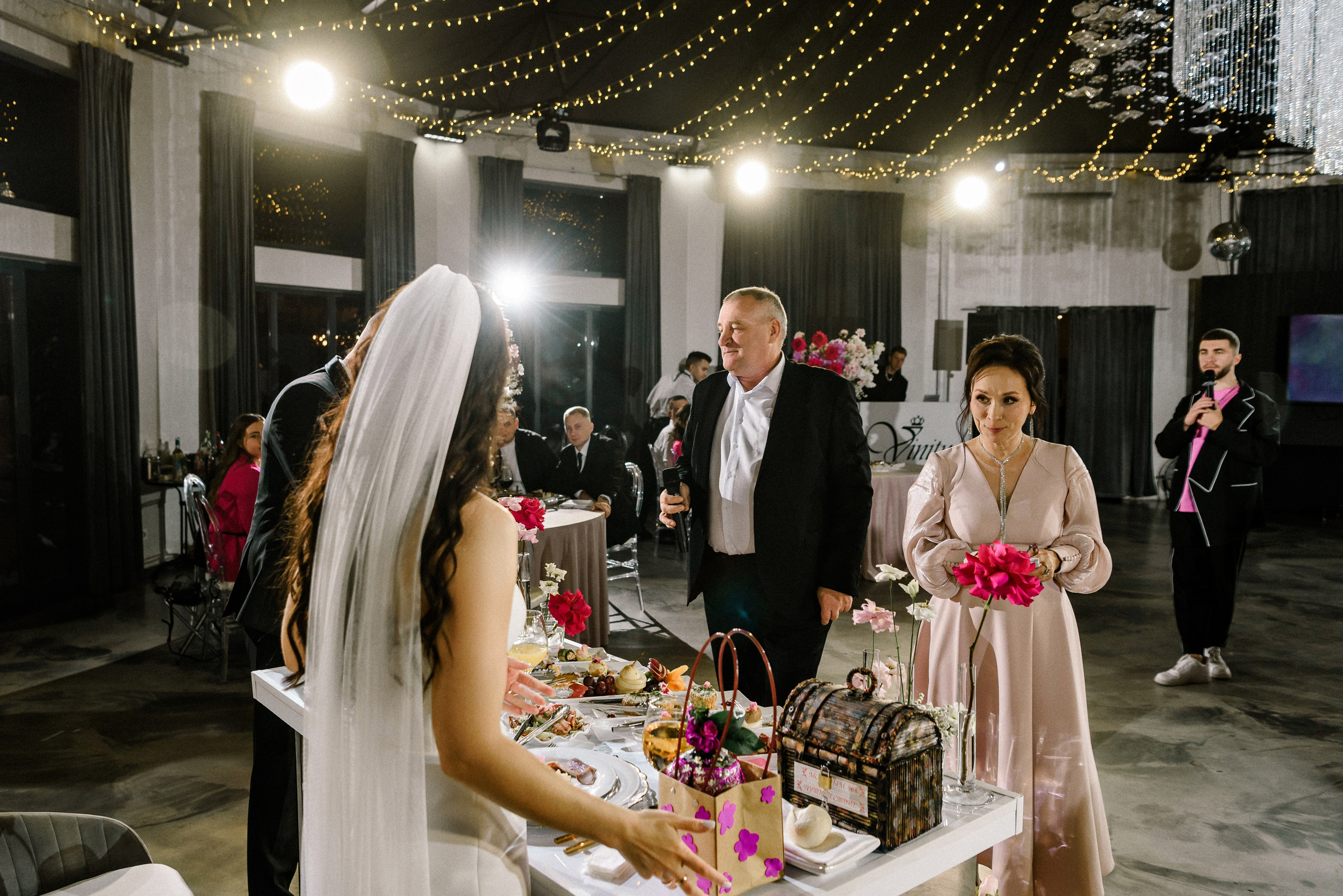 02/11/24 Маша и Вадим. Свадебный фотограф в Санкт-Петербурге София Шубик