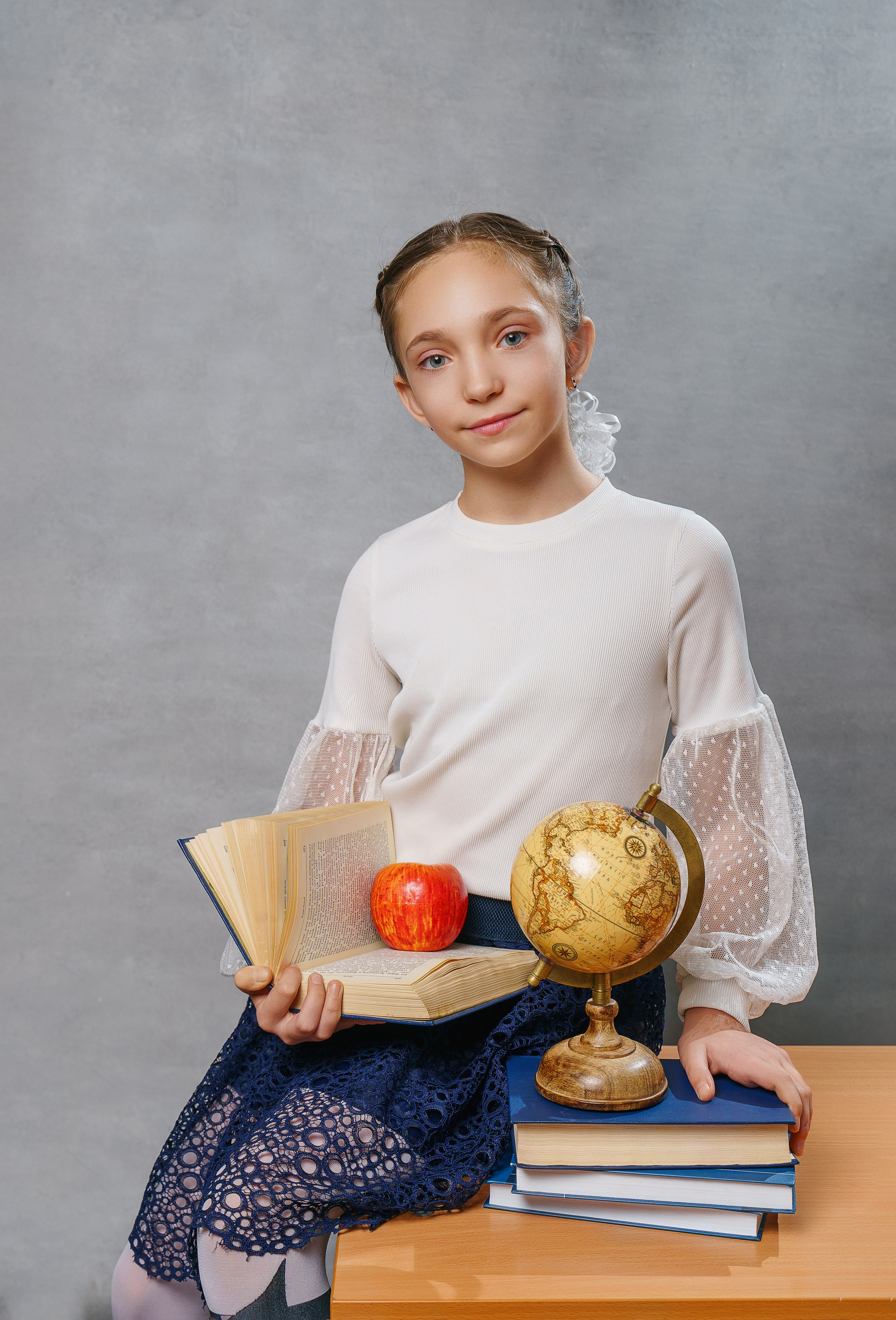 Дизайн «Алфавит». Стильные выпускные альбомы и индивидуальные фотосессии в Таганроге