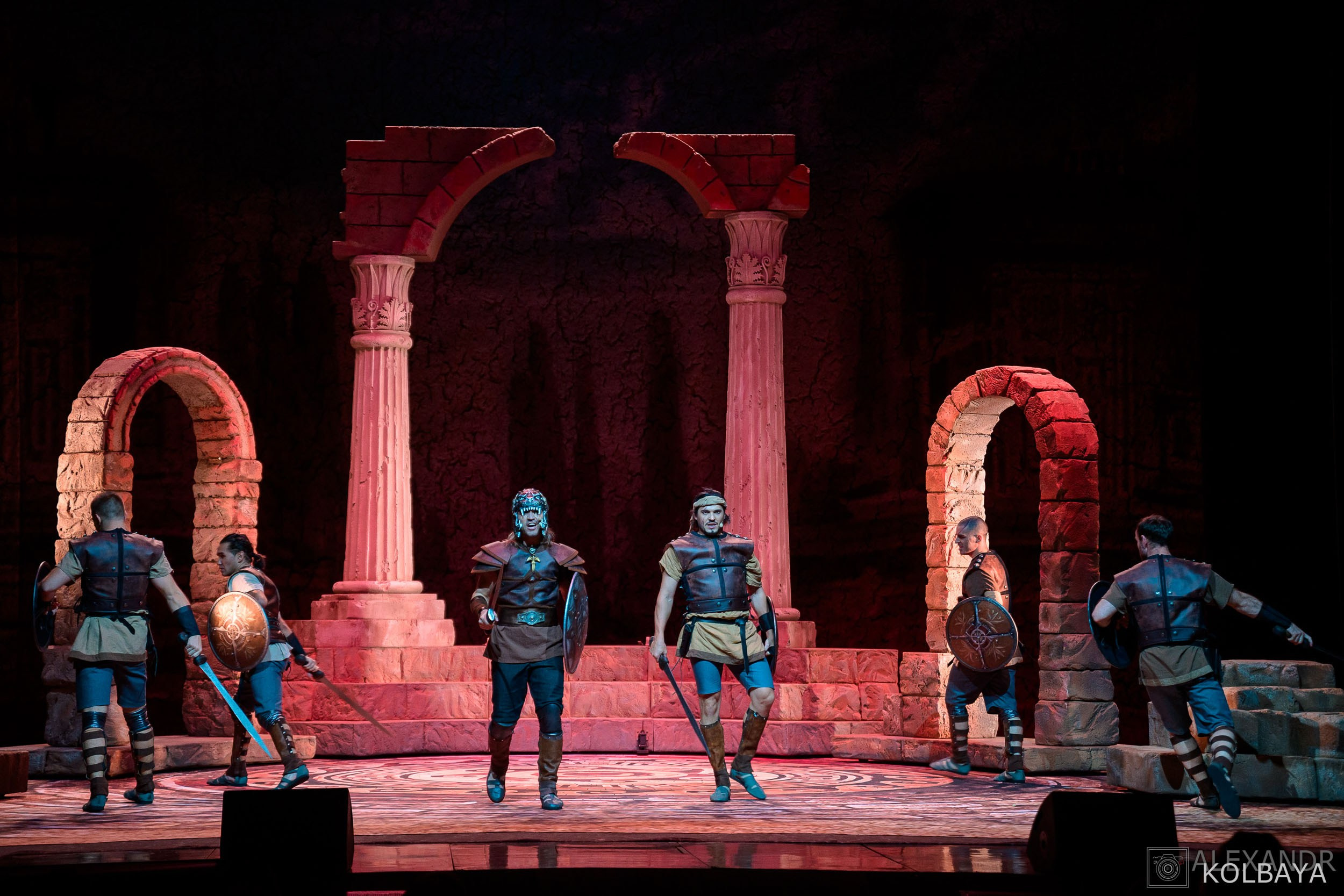 Фоторепортаж со спектакля Гладиатор в Театре Терезы Дуровой. Концертный и театральный репортажный фотограф в Москве Александр Колбая