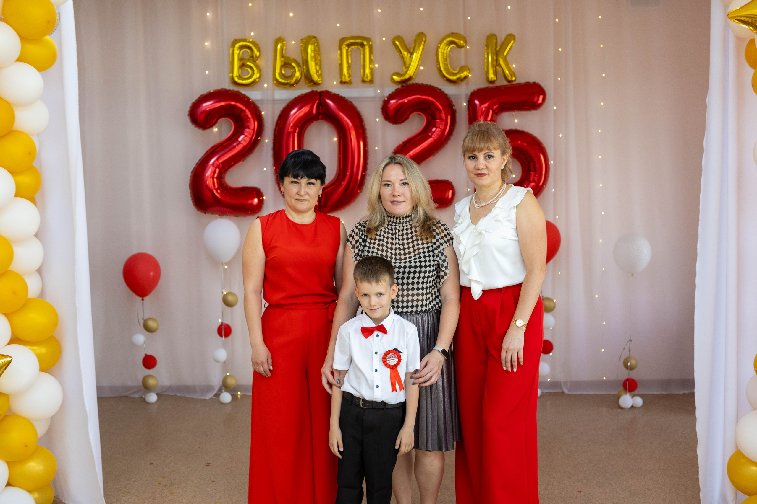 Выпускной в детскому саду 2025 год. Свадебный и предметный фотограф Ренат Каламперов