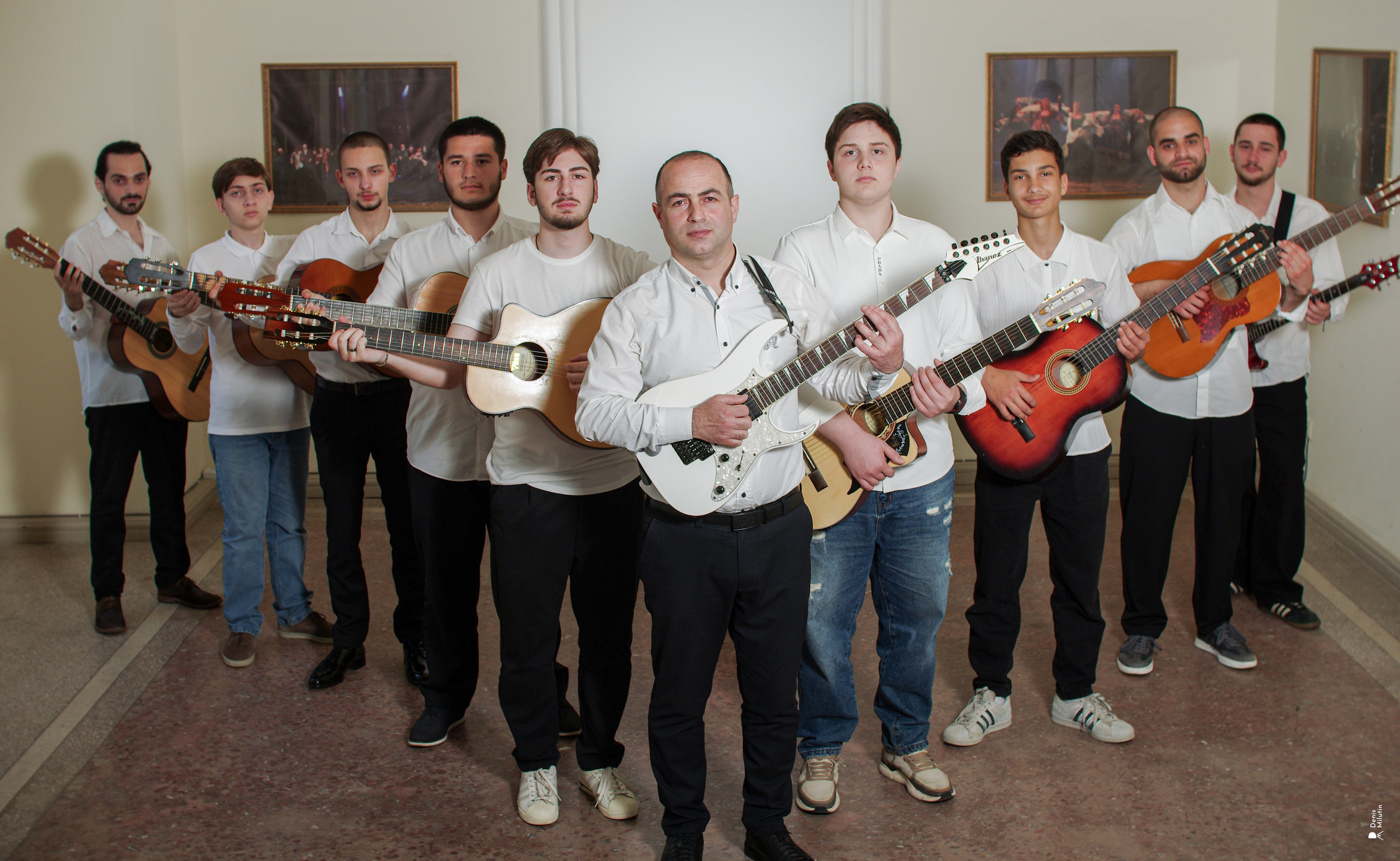 Афиша для театра Концерт гитаристов. Портретный фотограф Денис Милютин