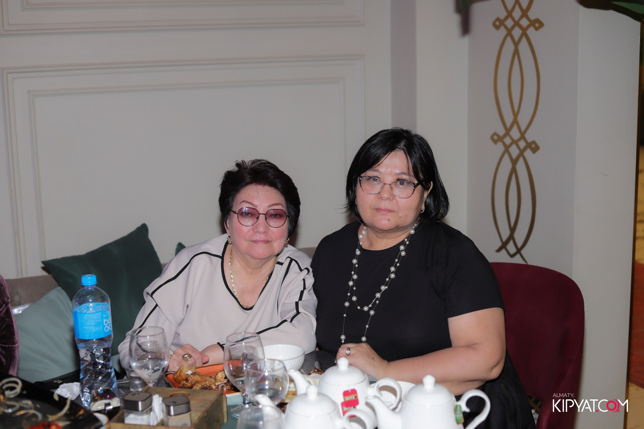 RAHHAT РЕСТОРАН. КИПЯТКОМ АЛМАТЫ! Фотосъемка мероприятий в Алматы