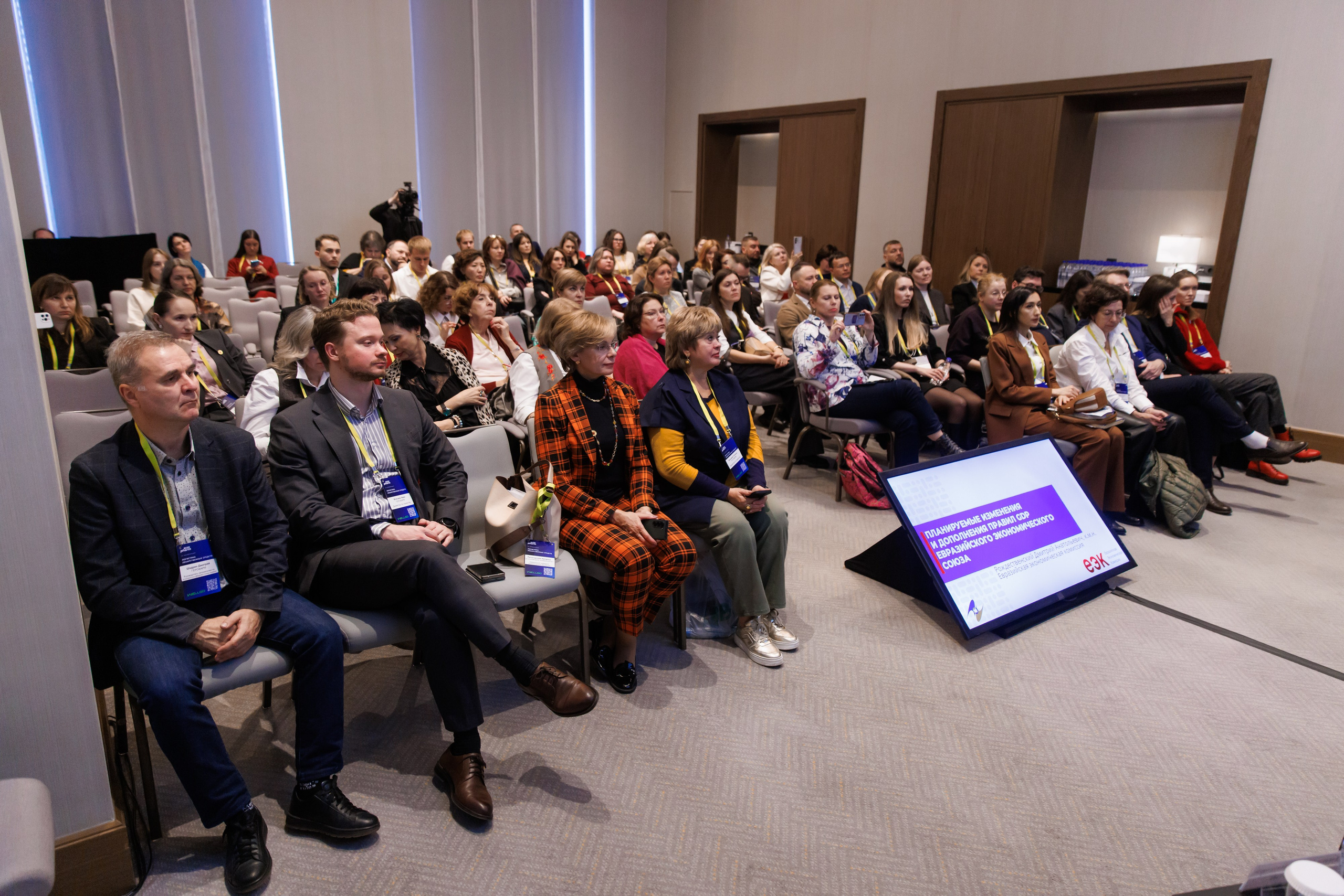 SCM PHARM. Коммерческий фотограф — Борис Суходольский