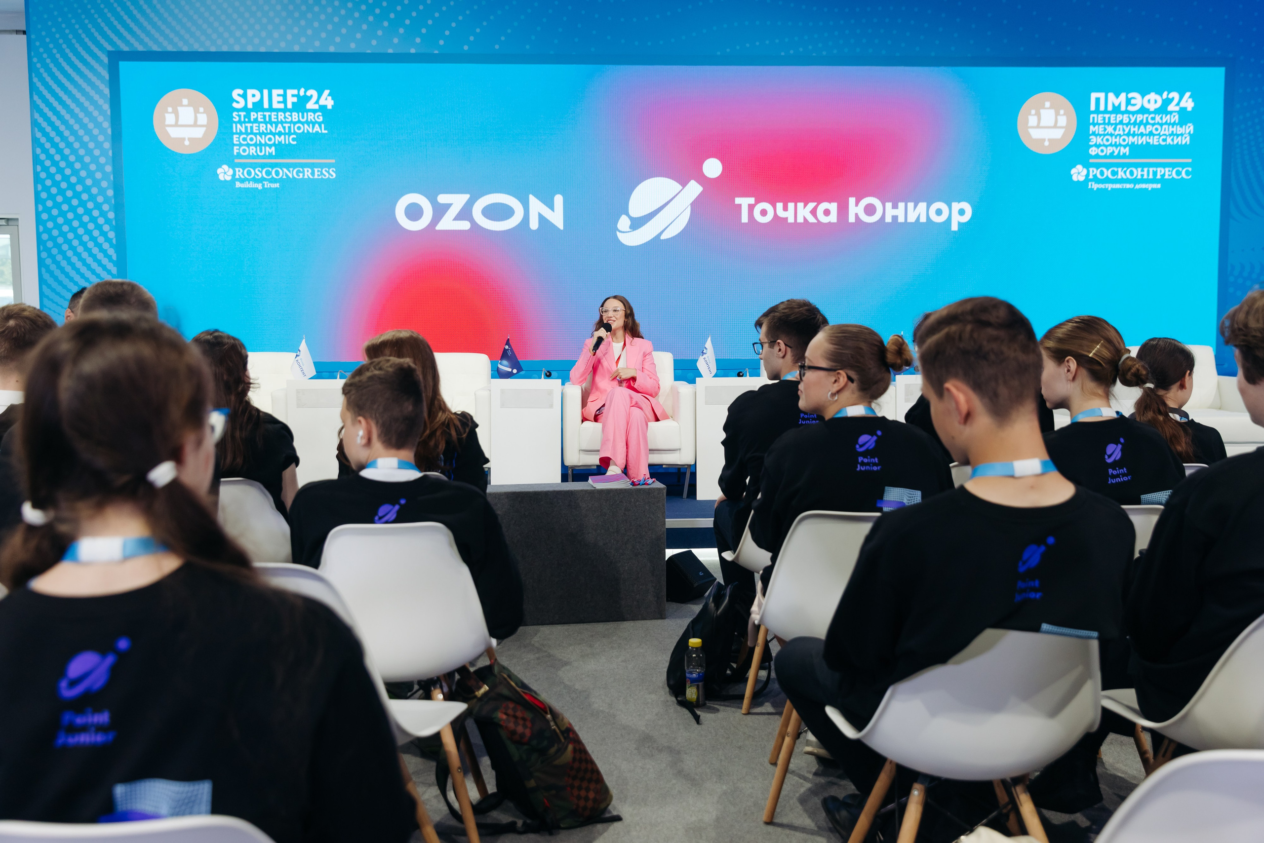 VK ЛЕКТОРИЙ SPIEF 2024. Коммерческий фотограф — Борис Суходольский