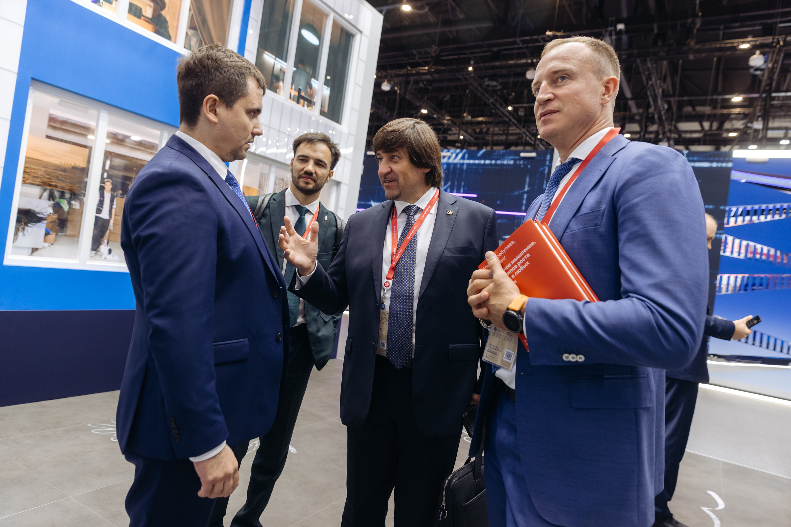 OZON SPIEF 2025. Коммерческий фотограф — Борис Суходольский