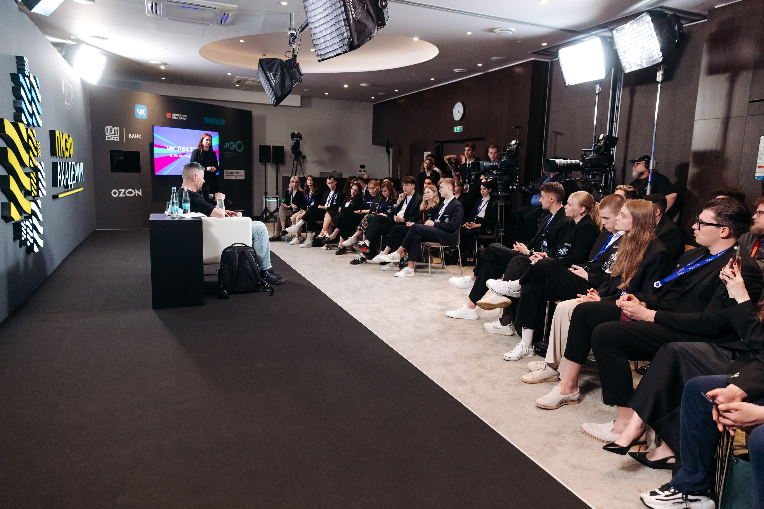 VK ЛЕКТОРИЙ SPIEF 2024. Коммерческий фотограф — Борис Суходольский