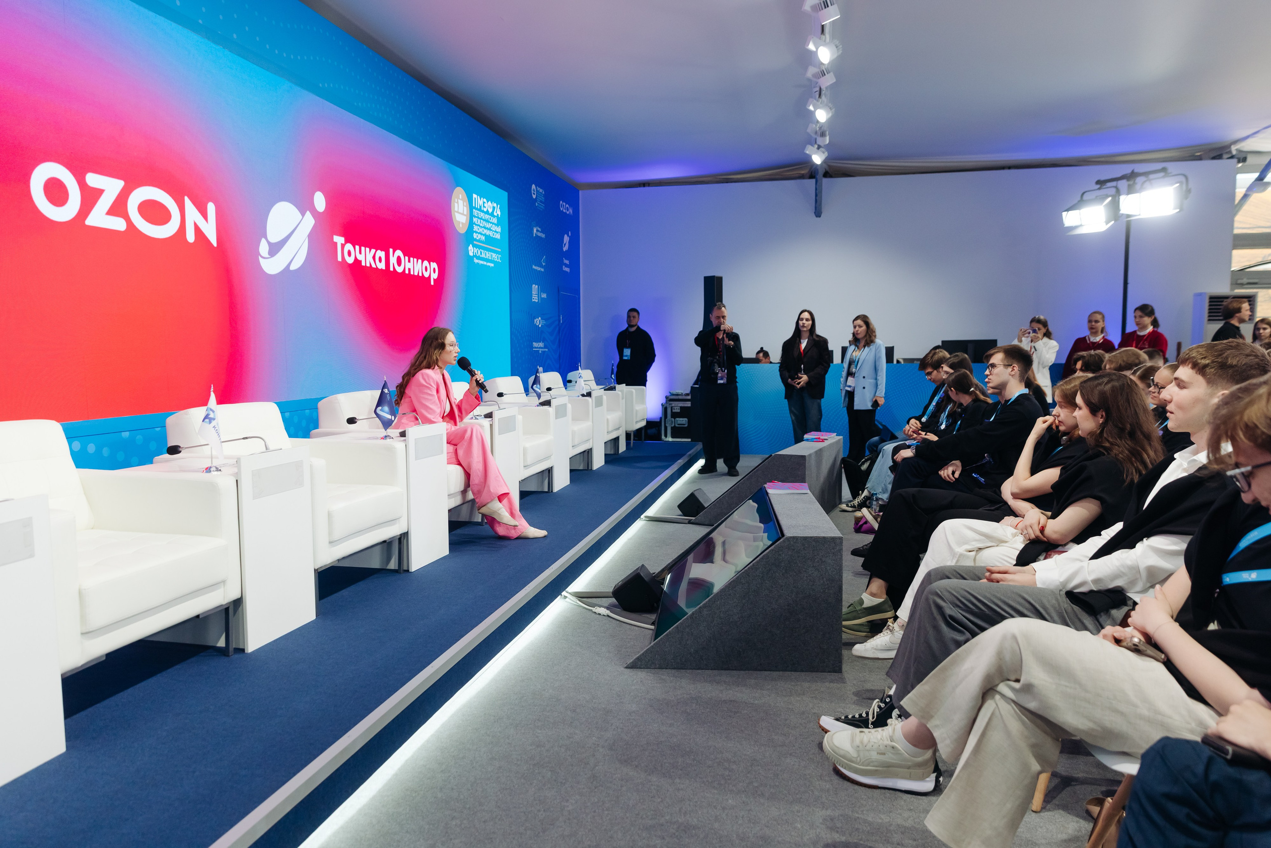 VK ЛЕКТОРИЙ SPIEF 2024. Коммерческий фотограф — Борис Суходольский