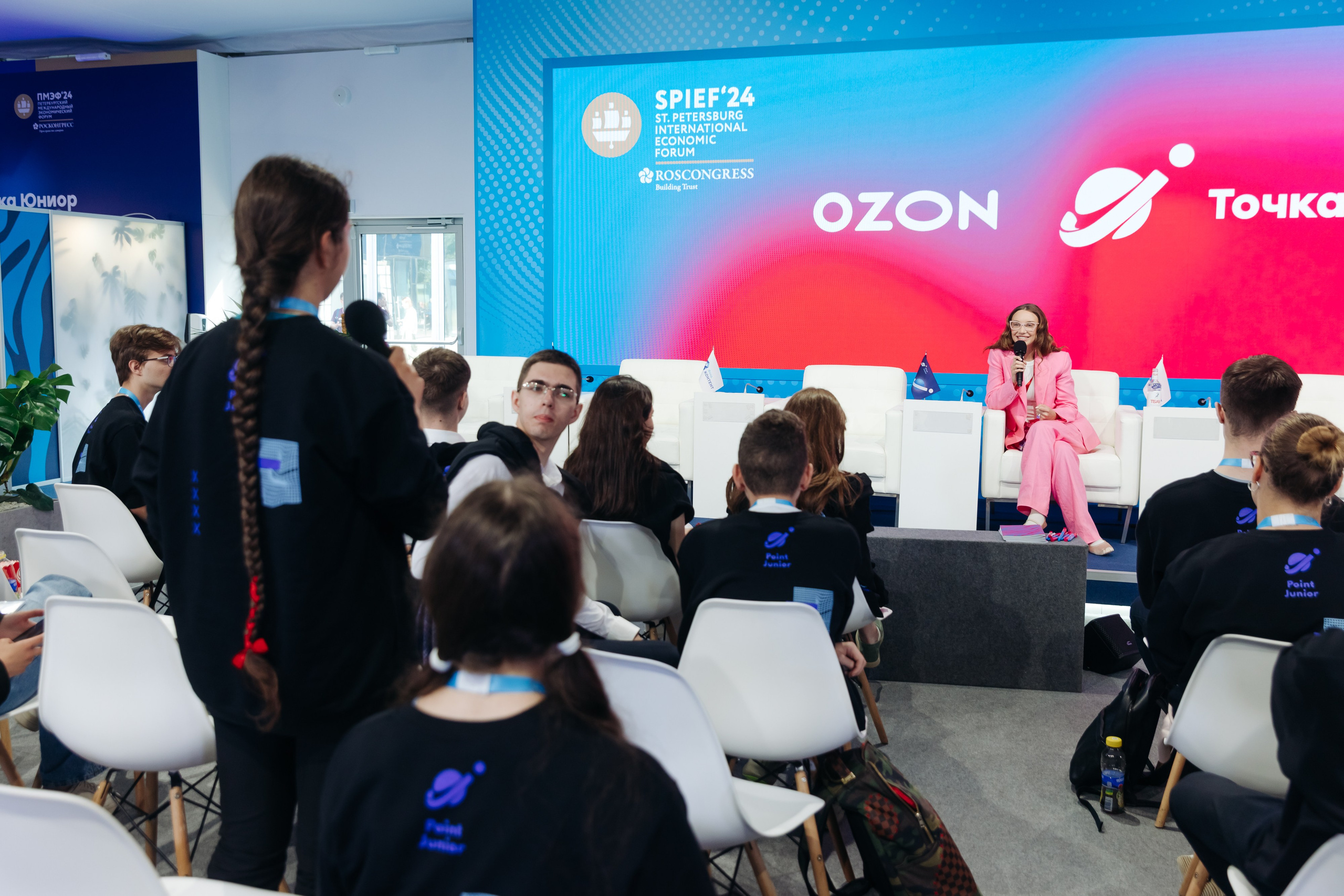 VK ЛЕКТОРИЙ SPIEF 2024. Коммерческий фотограф — Борис Суходольский