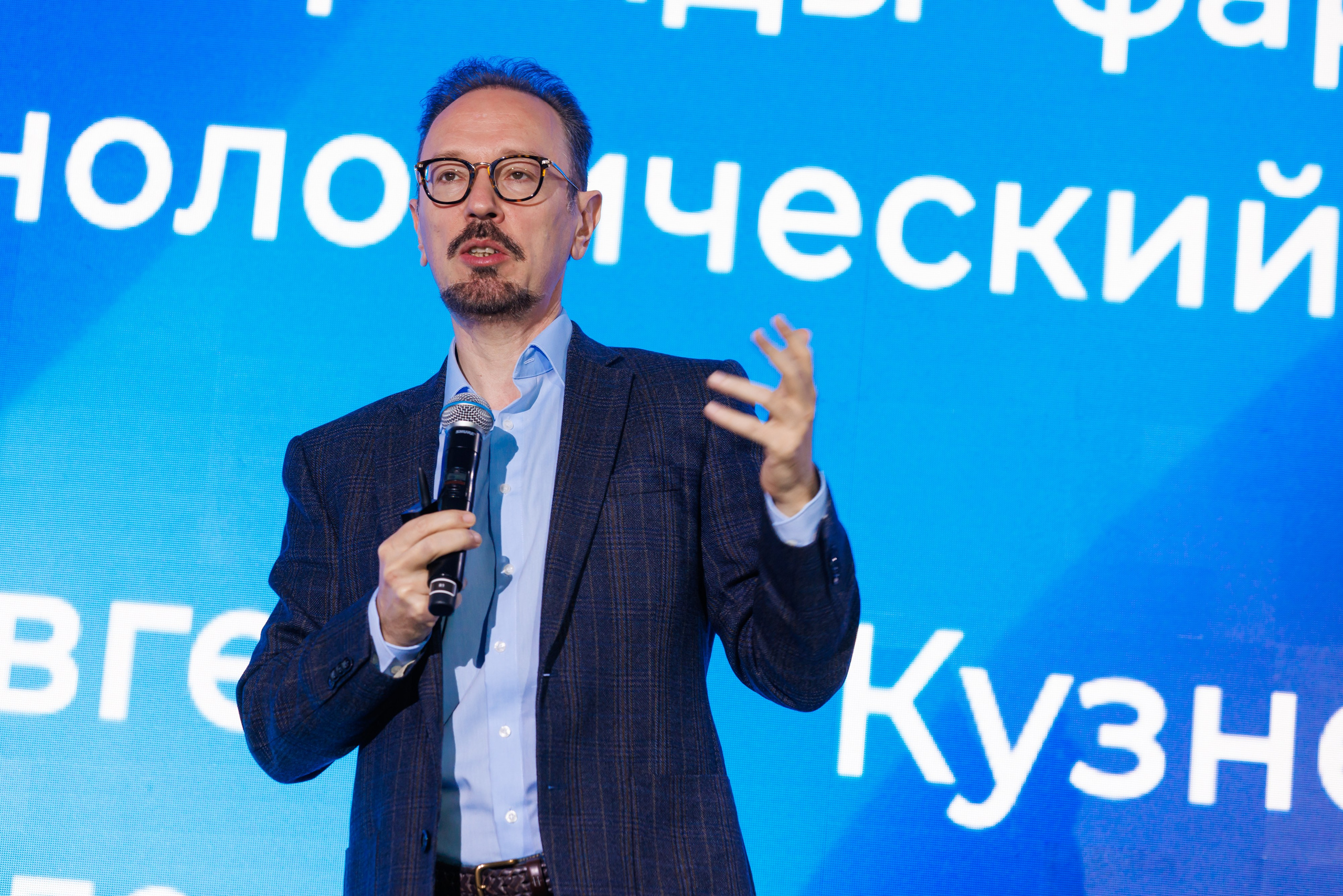 SCM PHARM. Коммерческий фотограф — Борис Суходольский