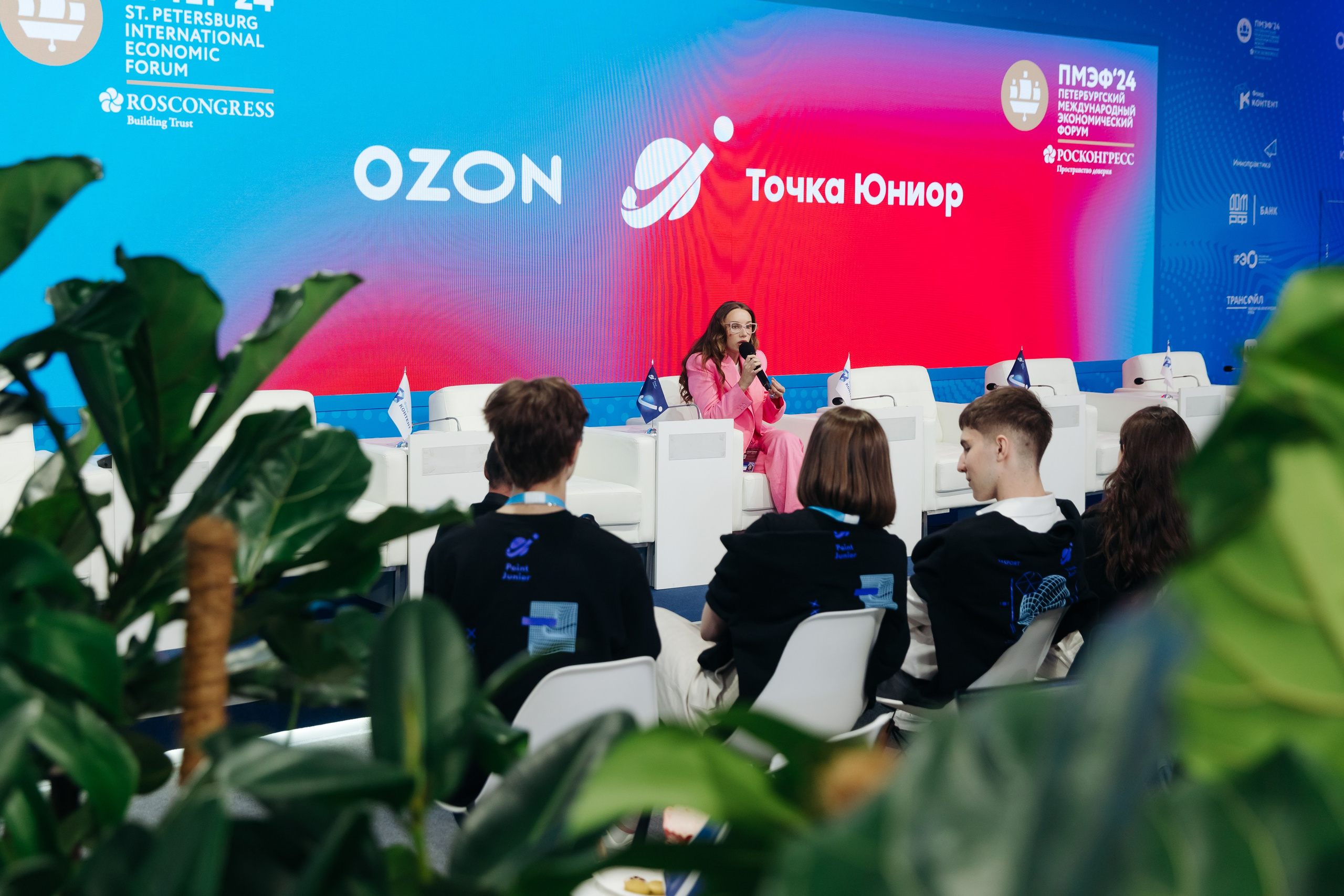 VK ЛЕКТОРИЙ SPIEF 2024. Коммерческий фотограф — Борис Суходольский