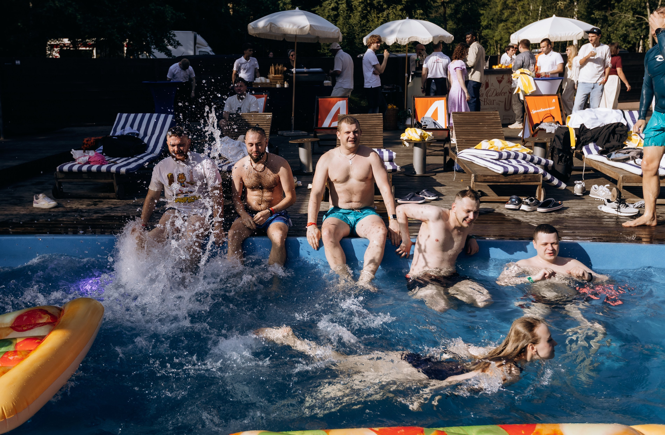 Корпоратив La Dolce Vita. Фотограф Виктория Дунаевская в Санкт Петербурге