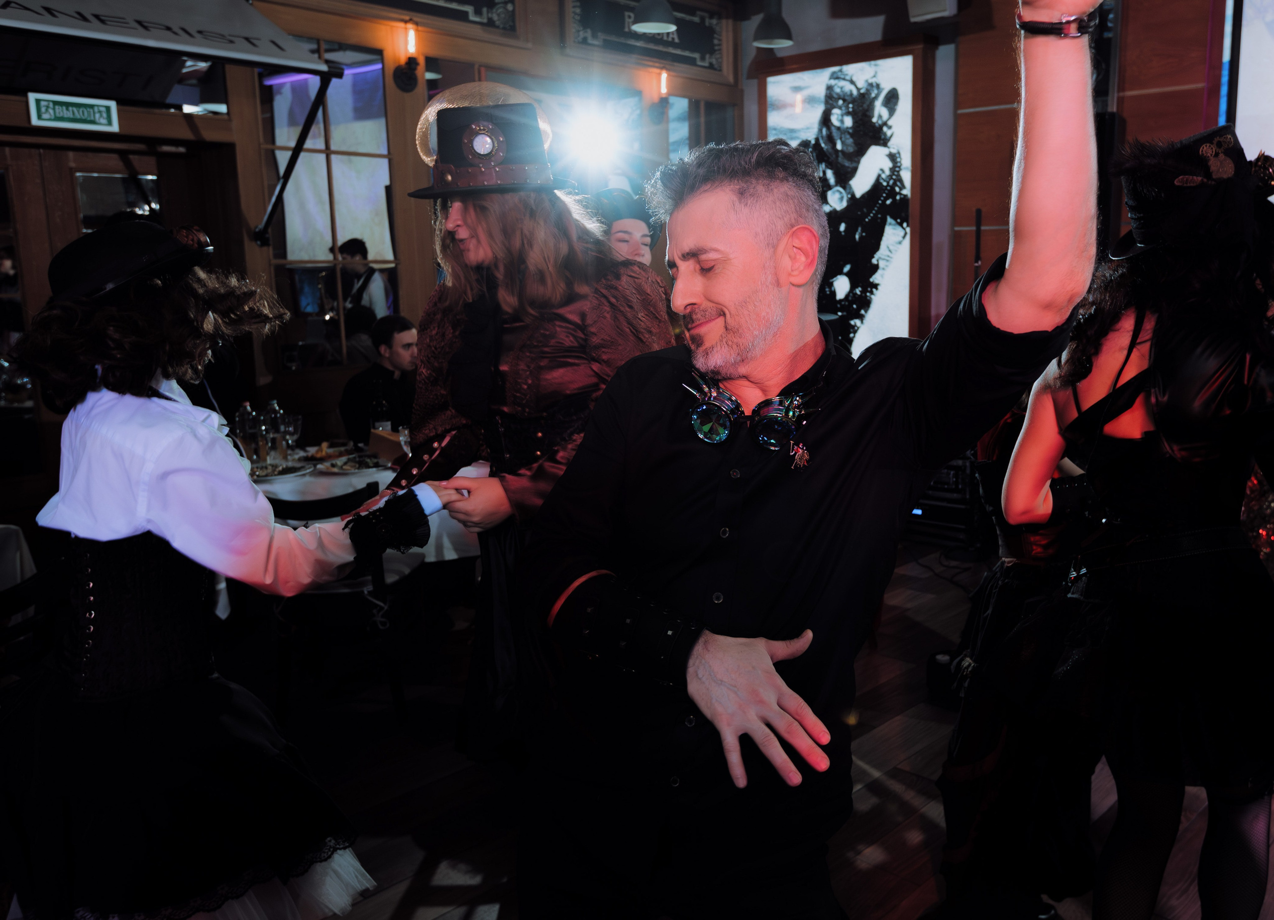 Юбилей 50 лет в стиле Steampunk. АНДРЕЙ ШИРКАЛИН РЕПОРТАЖНЫЙ ФОТОГРАФ МОСКВА НА КОРПОРАТИВ, ДЕНЬ РОЖДЕНИЯ, БАНКЕТ, КОНФЕРЕНЦИЮ, ТИМБИЛДИНГ