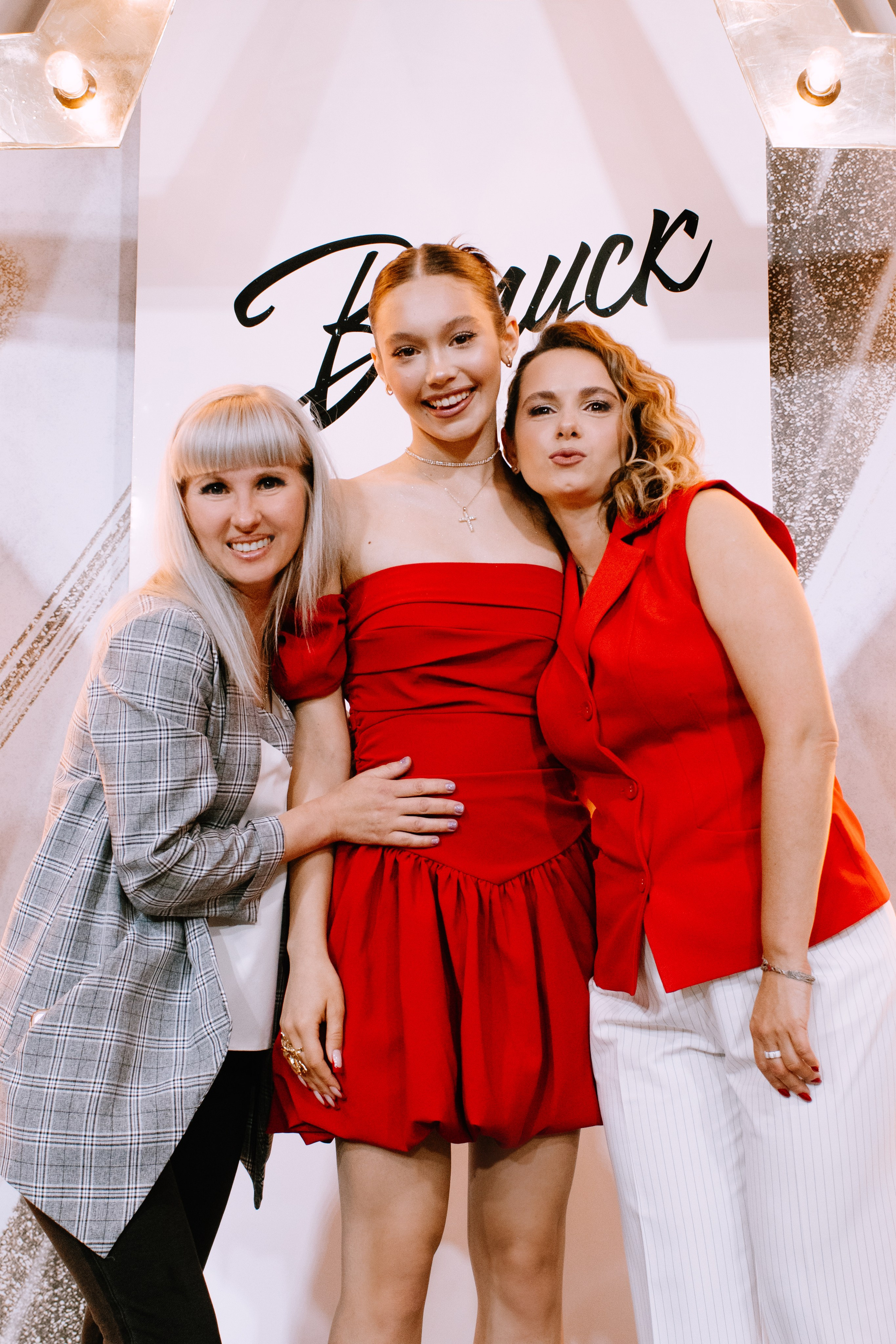 Выпускной 9 класс (Копейск). Фотограф в Челябинске Любовь Денисенко