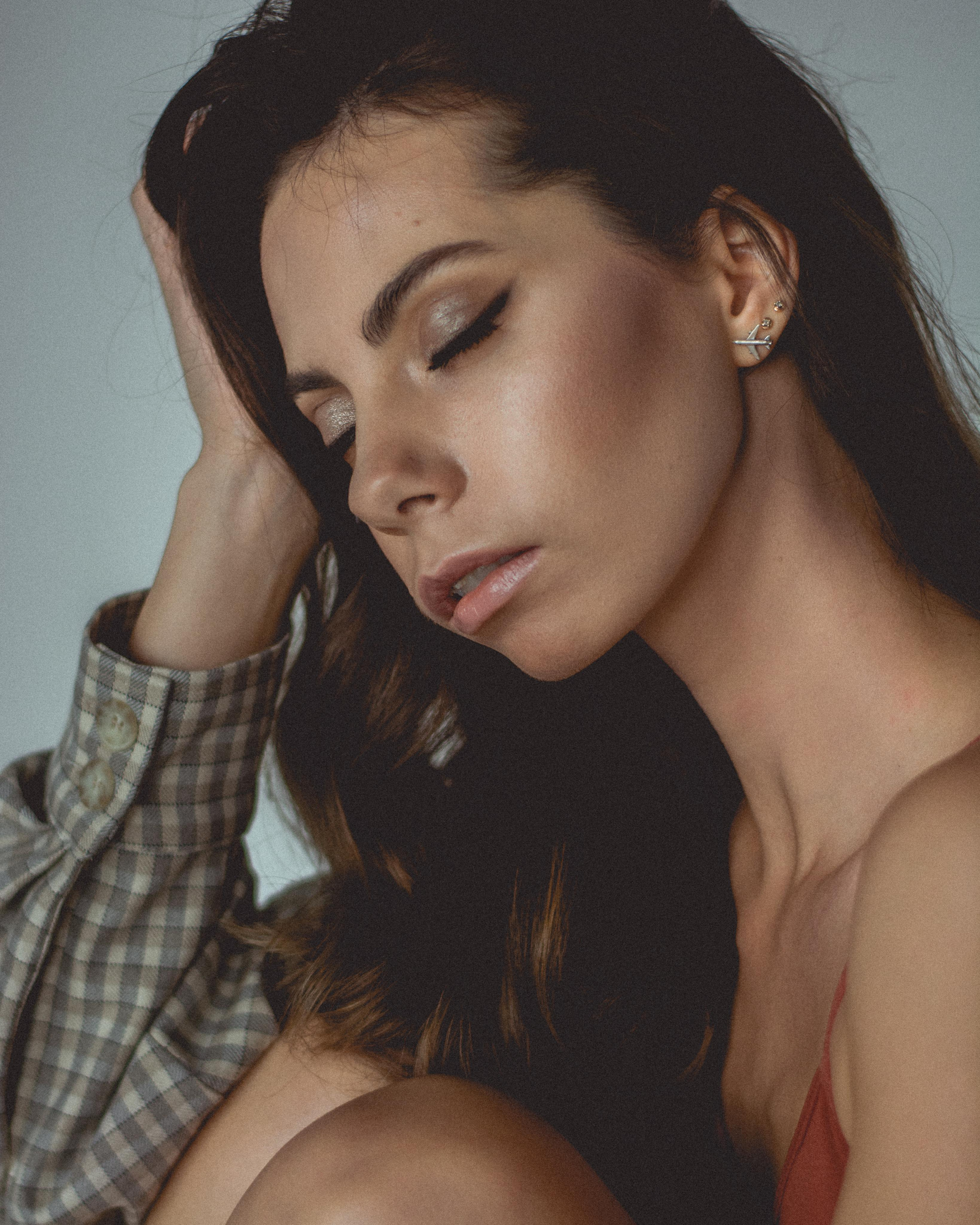 Ю Ю. Екатерина Курбанова. Женский фотограф