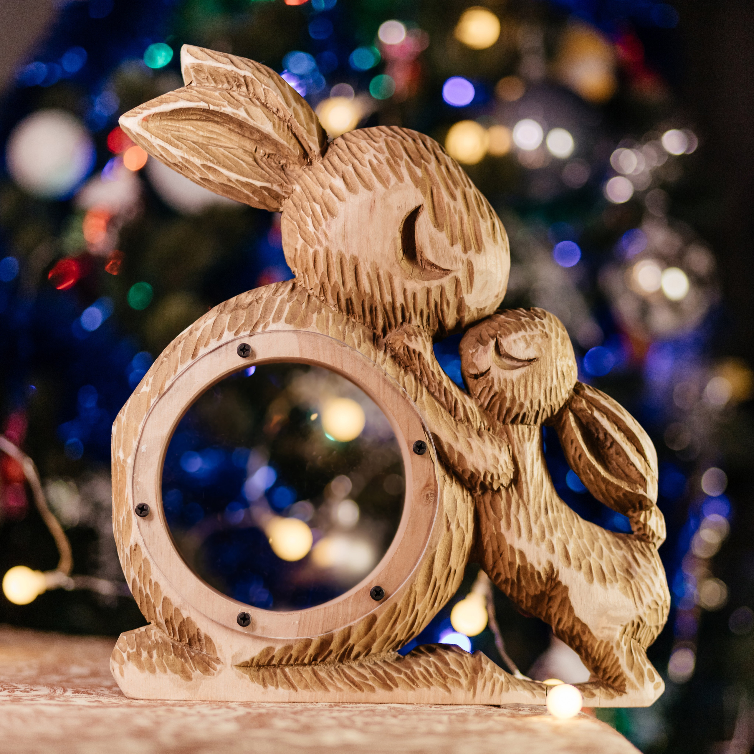 Деревянная копилка - зайчики