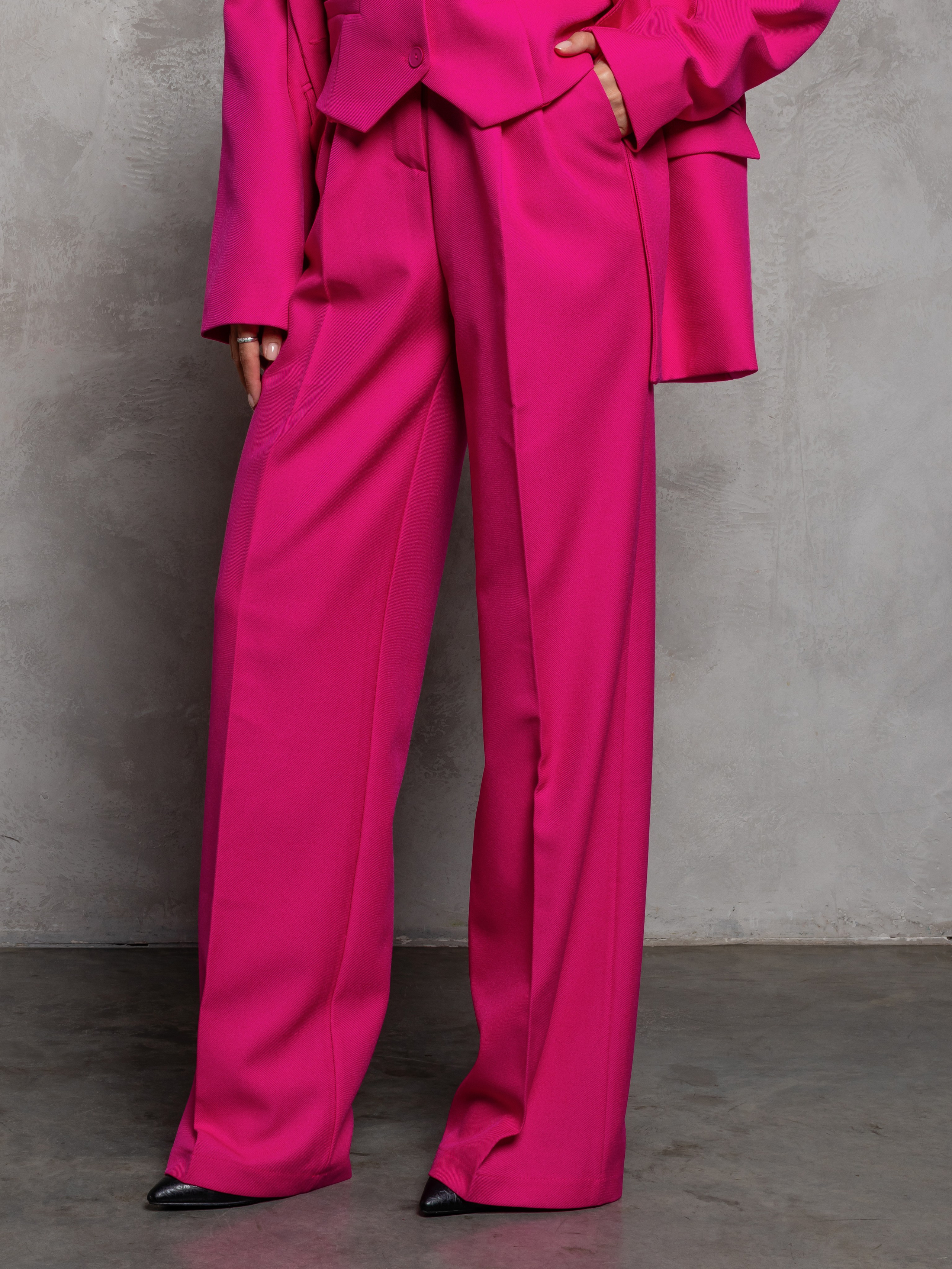 Костюм. Фотограф в Краснодаре Арина Кудряшова