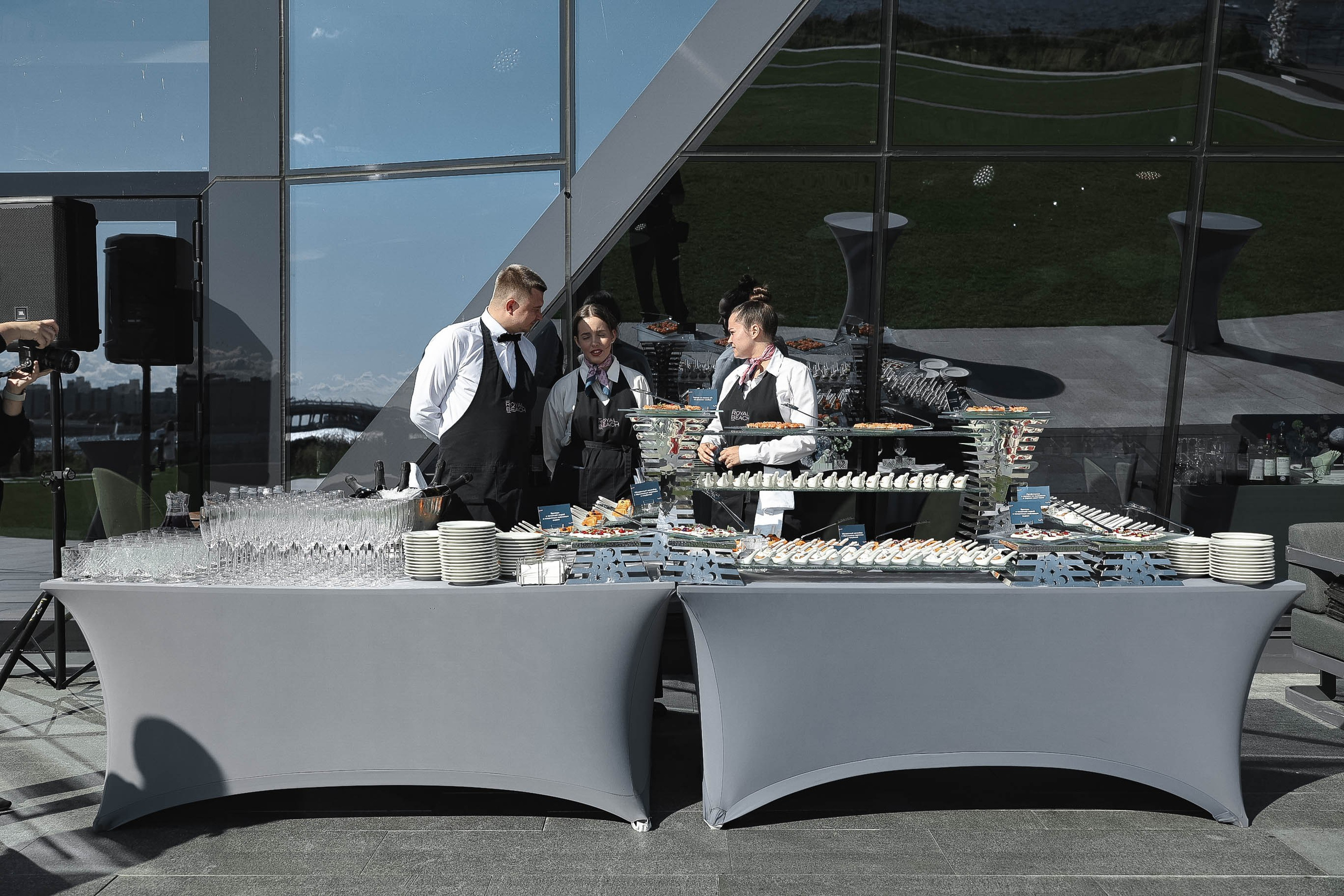 БАРРИКАДА С ДНЕМ РОЖДЕНИЯ. Свадебный фотограф в Санкт-Петербурге Александр Пащенко