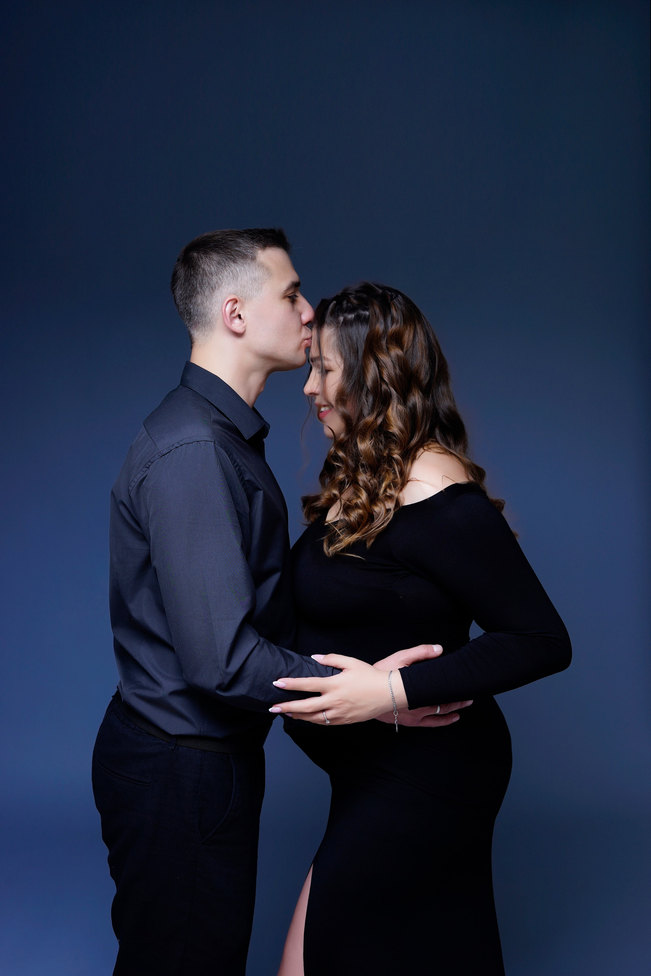 Съёмка беременности в моей фотостудии «НЕБО». Женский фотограф в Химках Алёна Ленёва