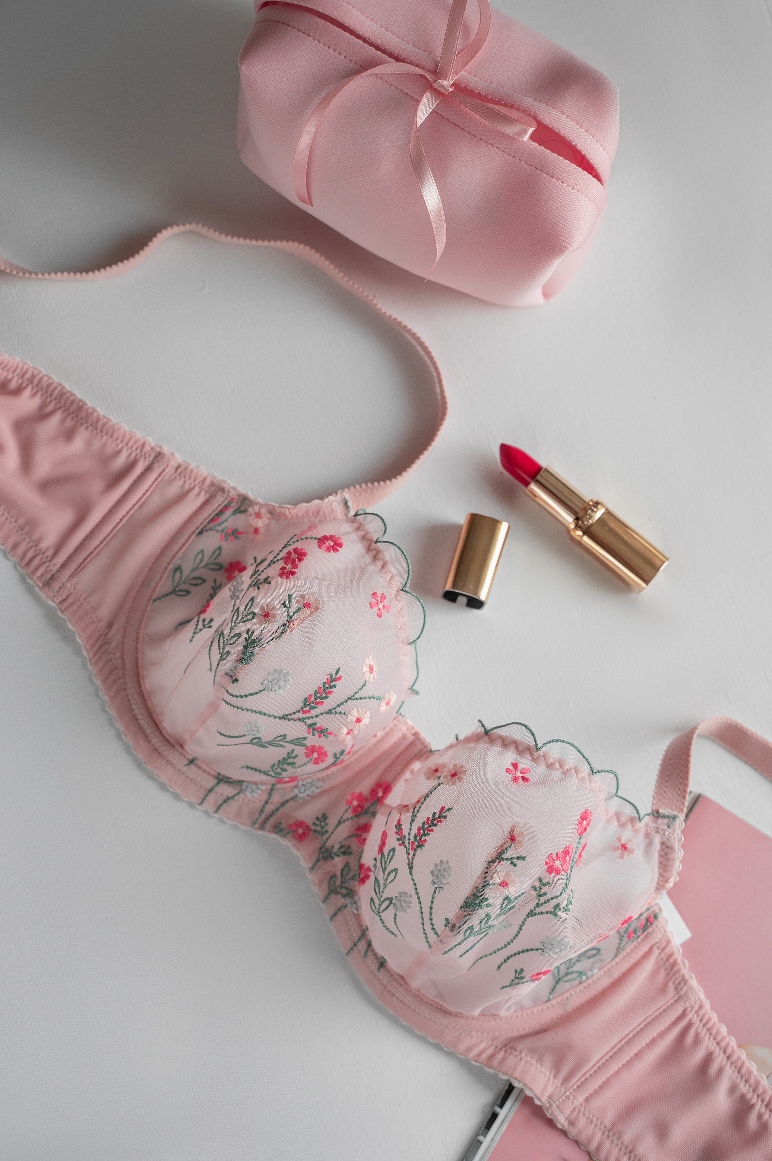 съемка для брендов. съемка для бренда нижнего белья, нижнее белье купить Минск, женско нижнее белье, бизнес, милавица, браво, белье браво, нижнее белье Минск, нижнее белье Беларусь, фотограф Минск, съемка для инстаграм, марк вормэль, красивое женское белье, кружевное белье, бюстье, трусы женские, съемка для валдбериз, wildberries, ozon, плюс сайт, ретушер Минск, смм, визуал для инстаграм.