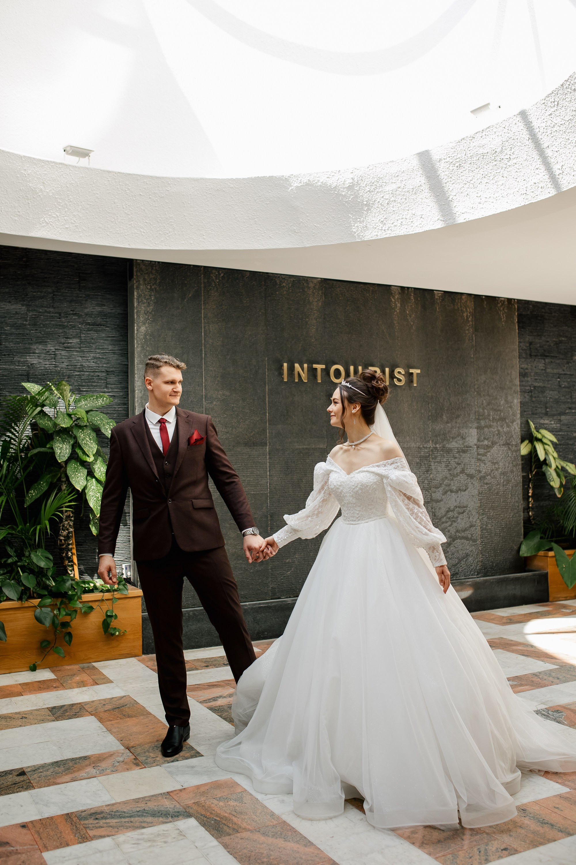 Дмитрий и Галина. Интурист. Свадебный фотограф в Хабаровске