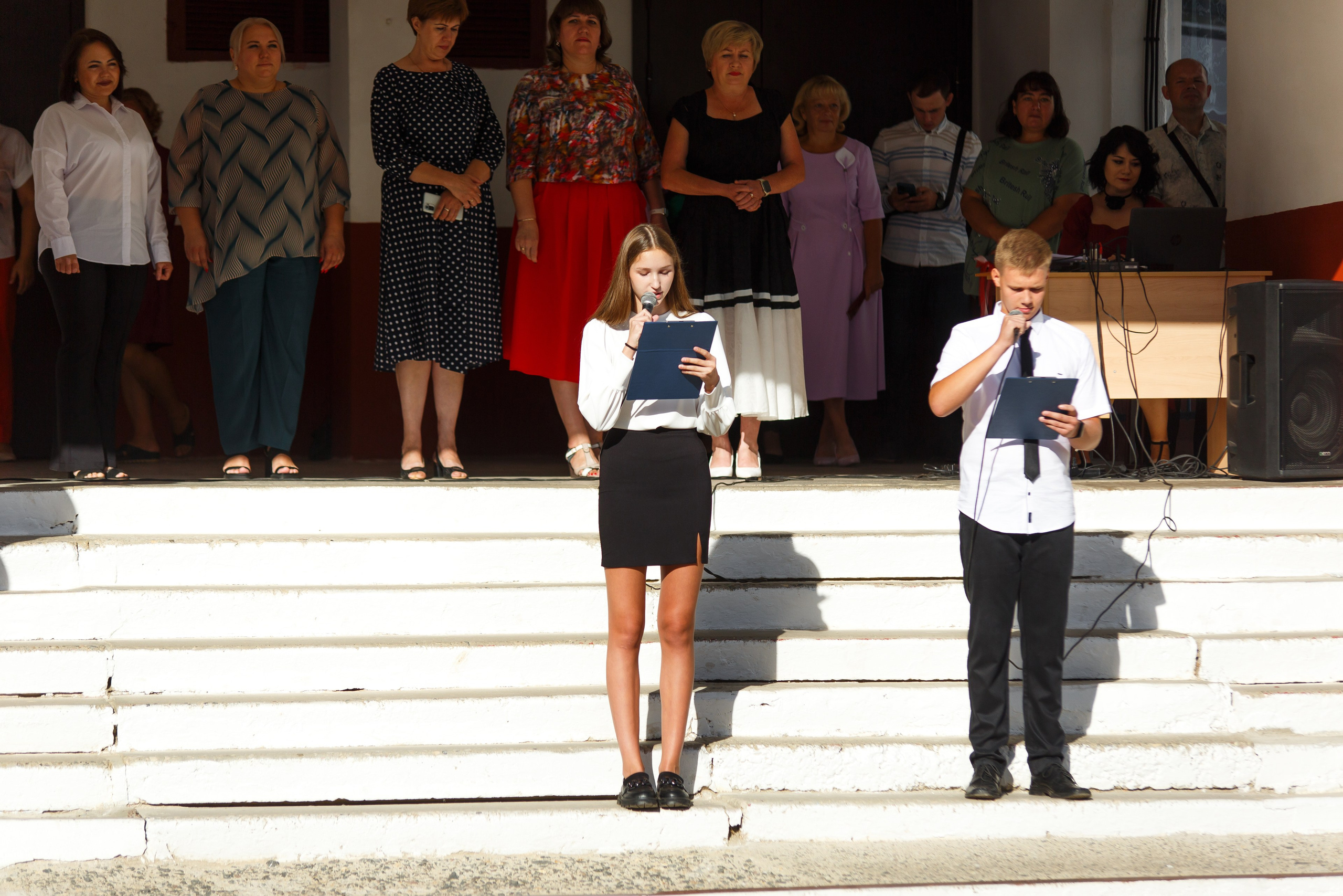 01 СЕНТЯБРЯ 2024 (МБОУ г. Мценска «Средняя школа № 9»). Профессиональный фотограф в Мценске и Орловской области