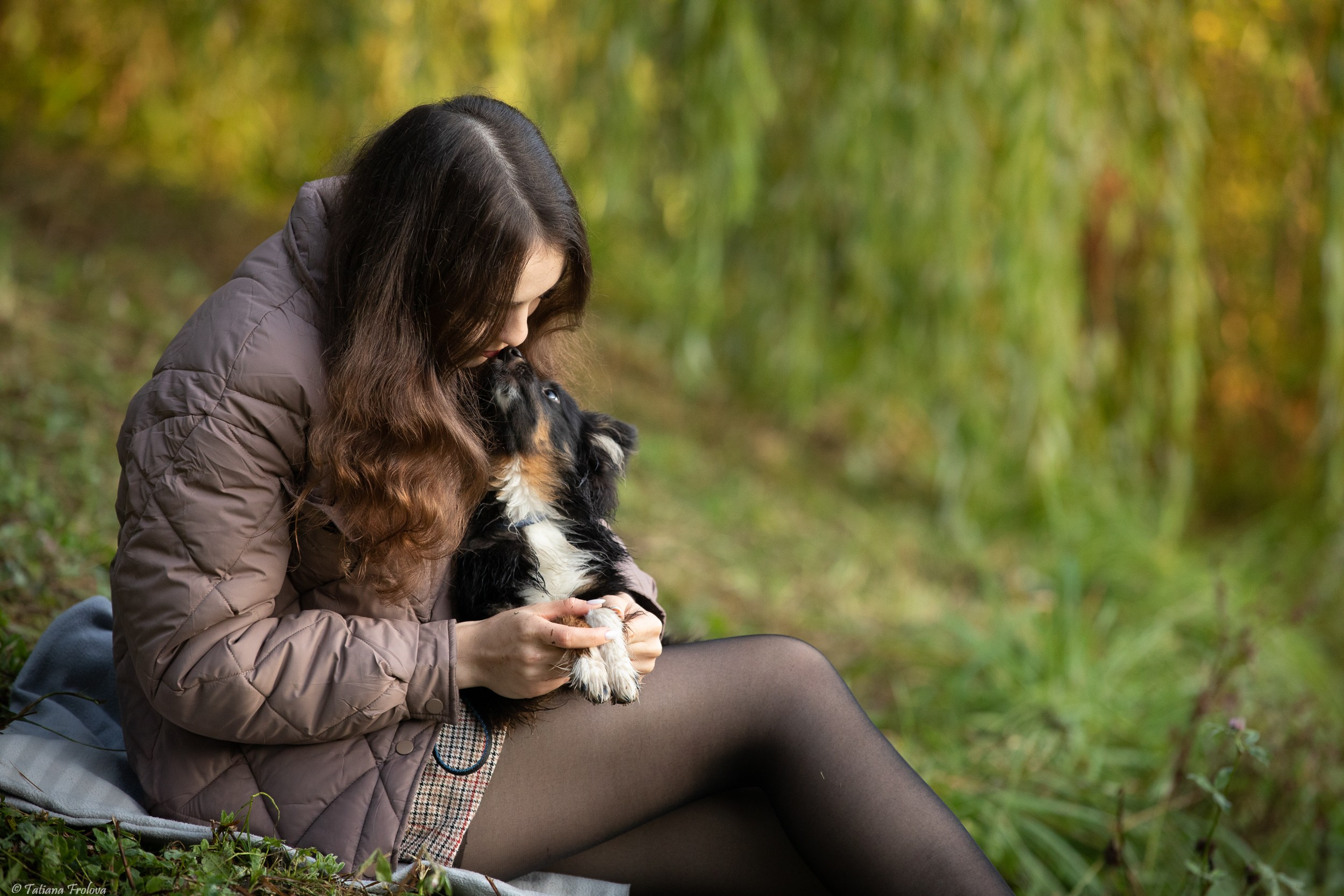 Утренняя фотопрогулка с двумя собаками по Москве. Фотограф-анималист в Москве и Московской области Татьяна Фролова