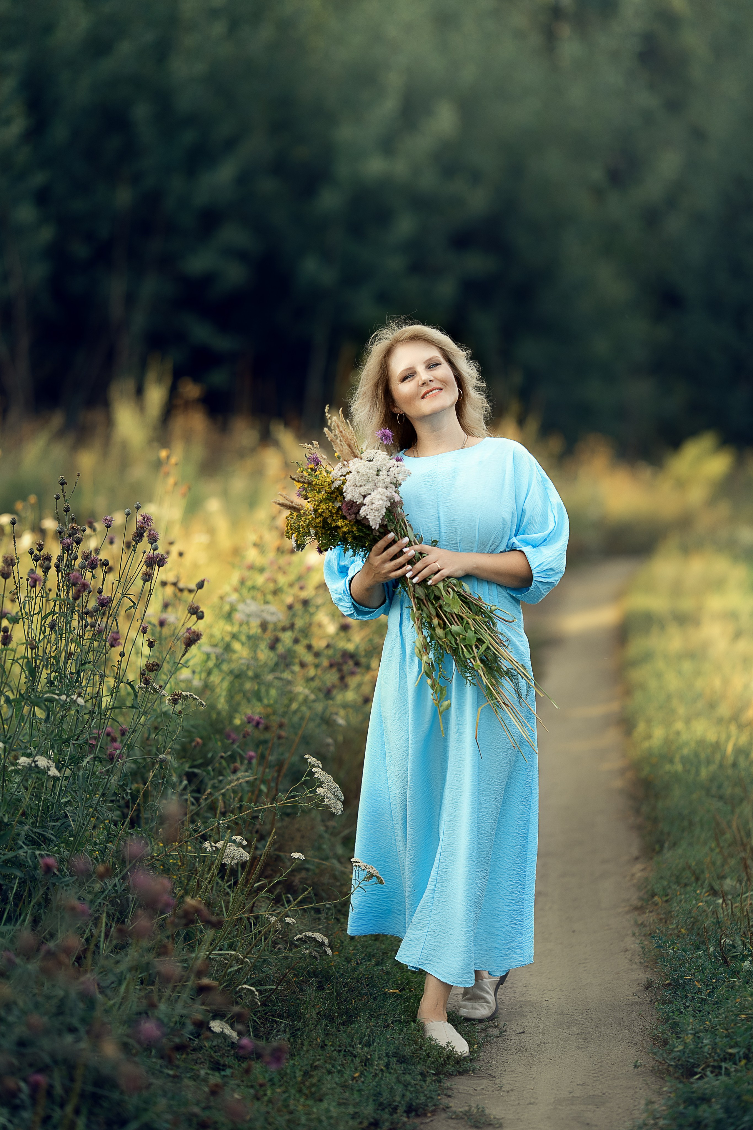 Александра. Главная