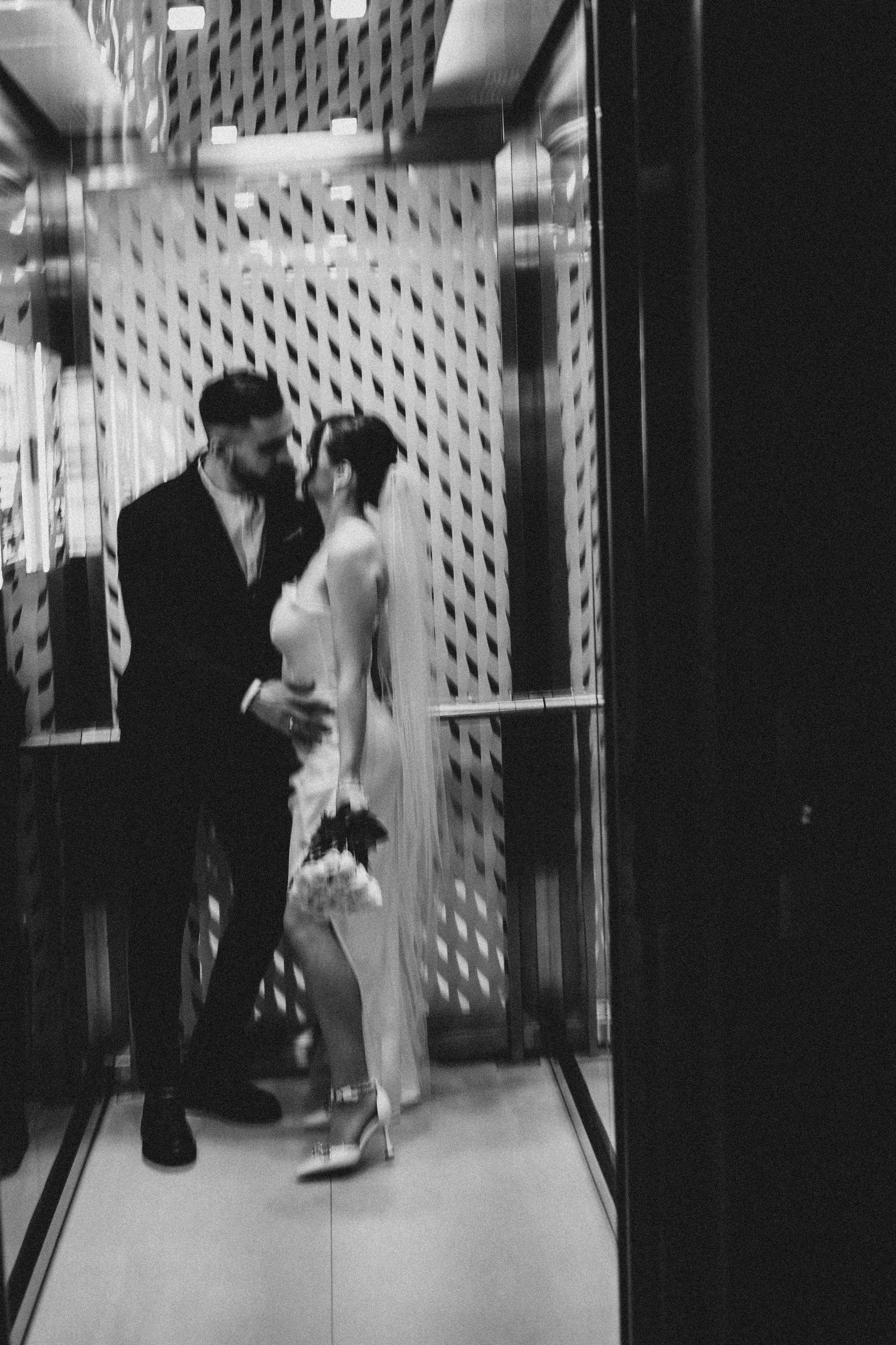 СВАДЕБНАЯ СЬЕМКА СБОРОВ ЖЕНИХА И НЕВЕСТЫ В ОТЕЛЕ И ТАКЖЕ ФОТОСЕССИИЯ В ОТЕЛЕЕ МЕГАПОЛИС БРЯНСК. Профессиональный фотограф, Санкт-Петербург — Виктория Богомолова