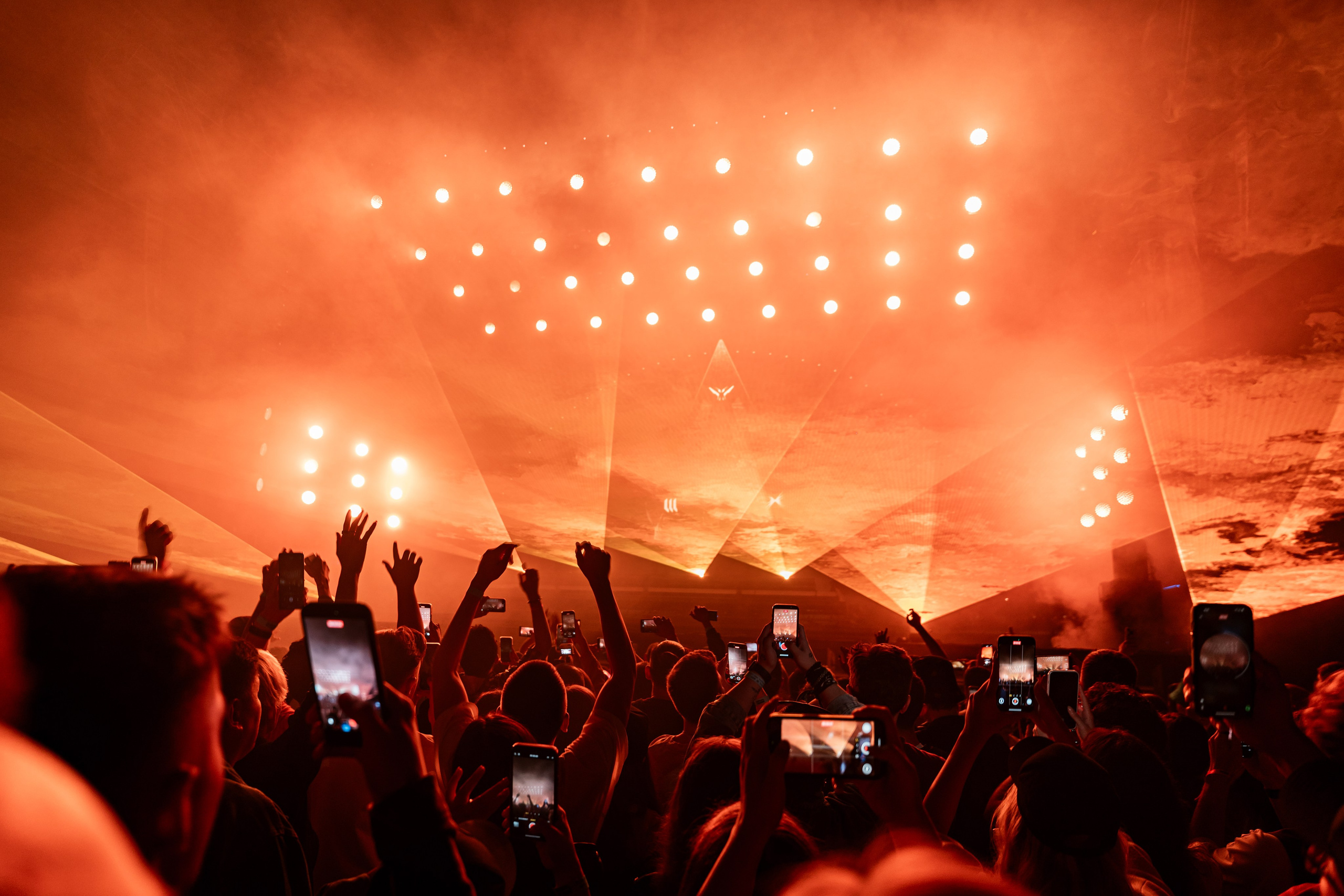 Alan Walker. Магия музыки в кадре: Концертная Фотография