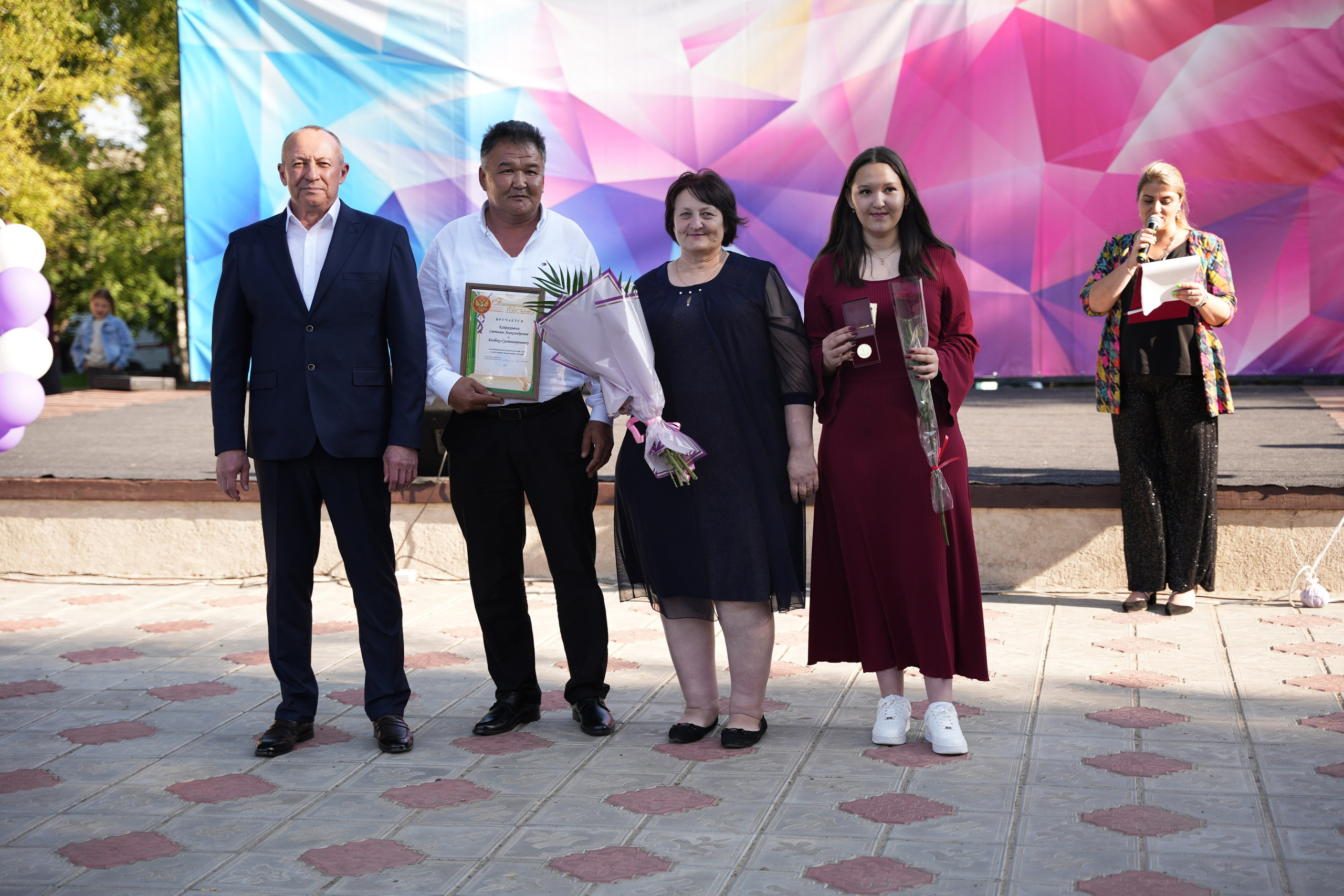 Выпускной в парке. Ольга Плаксина фотограф в Саратове