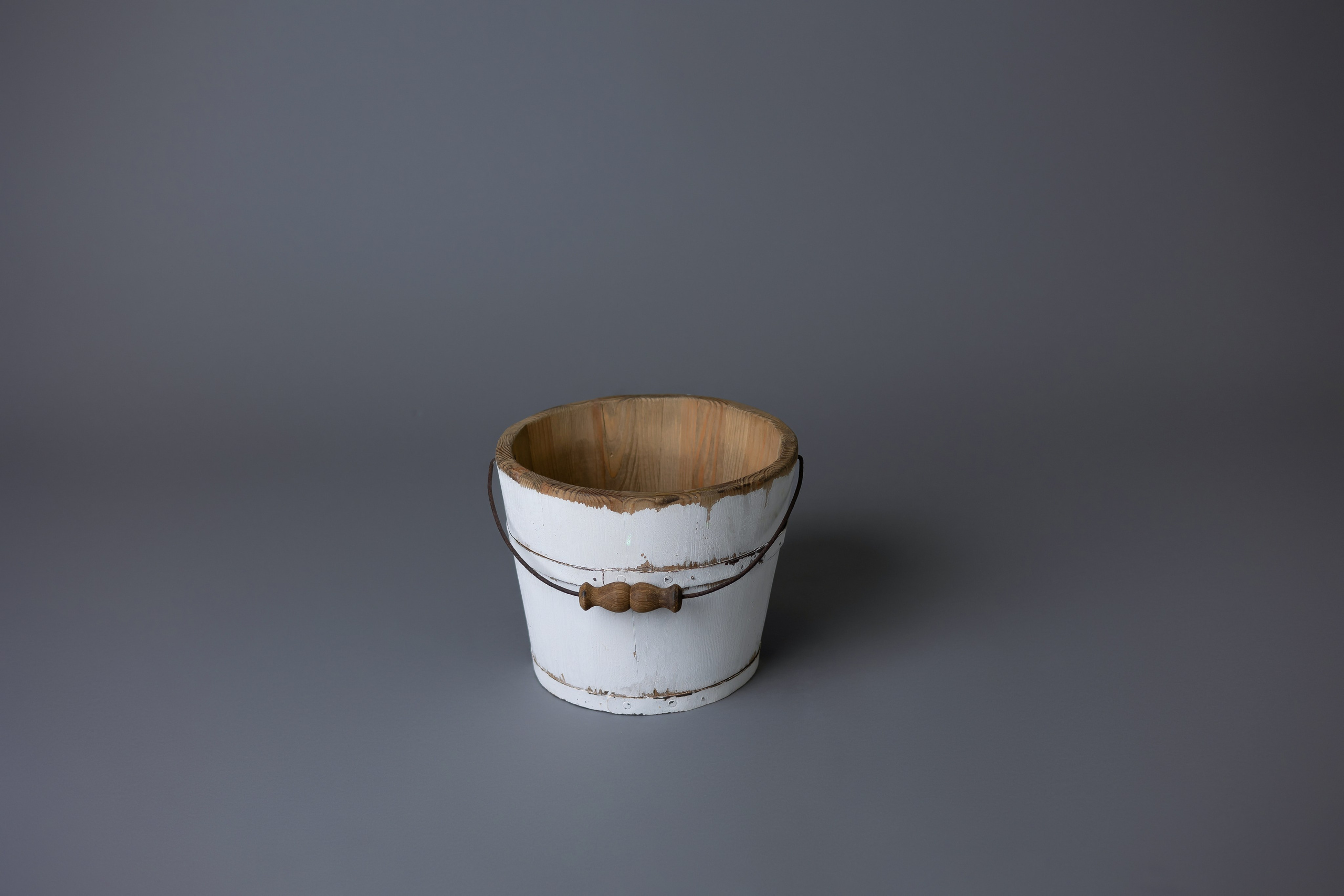 ДЕРЕВЯННЫЙ РЕКВИЗИТ. Фотостудия в Строгино