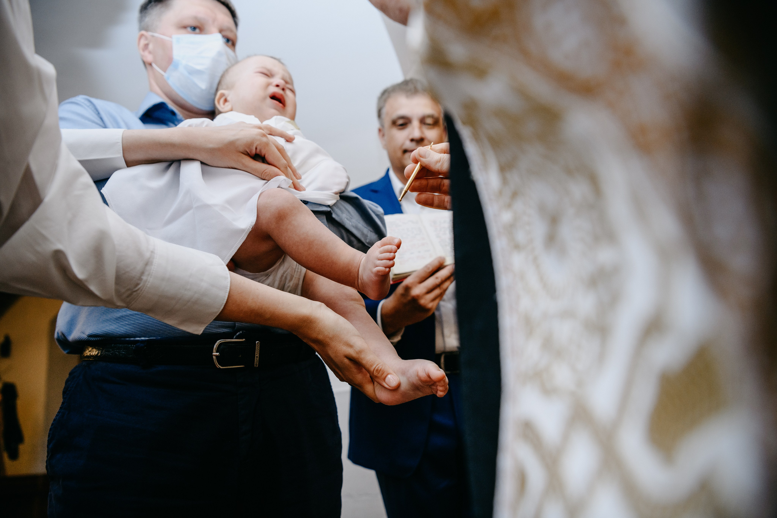 Крещение Александра. Фотограф на выписку из роддома в Москве и МО