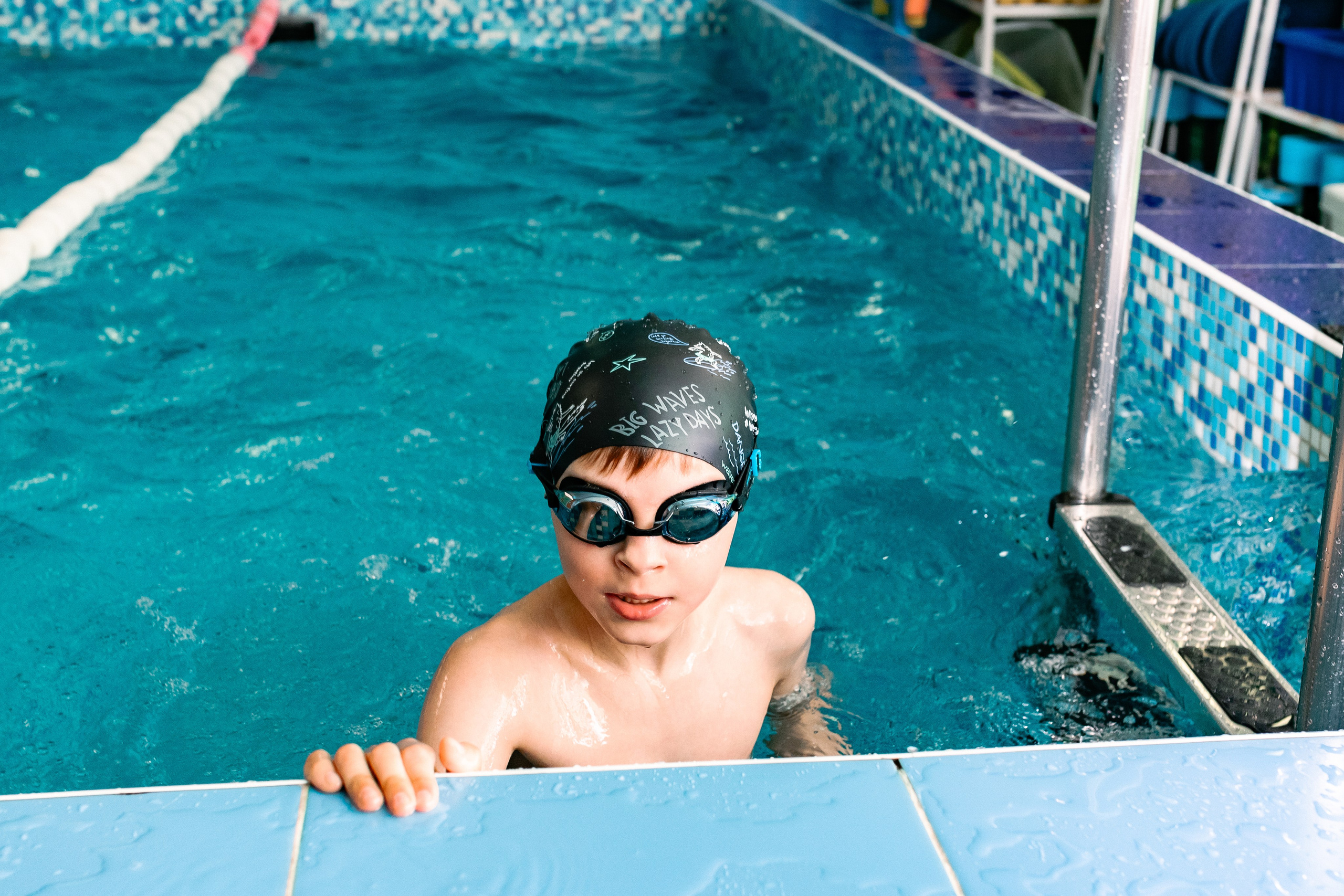 Репортажная съёмка. Дельфиньи игры. Бодибум Пермь. Фотограф Пермь. Свадьбы. Семья и дети, школа, д. сад. Фотокниги