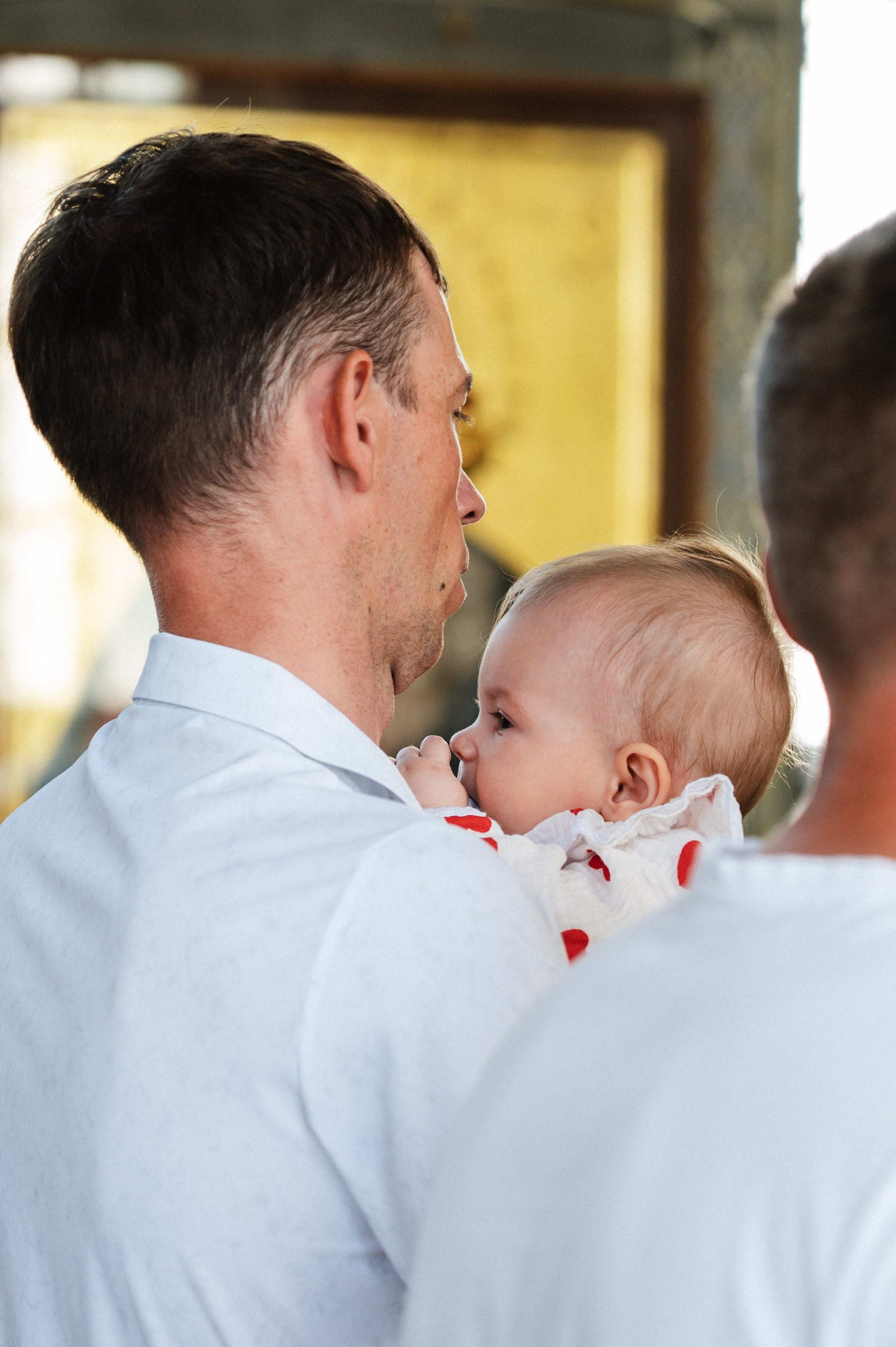 Таинство Крещения Дарьи (Храм Преполовения Пятидесятницы). Фотограф Ярута Оксана / Ростов-на-Дону