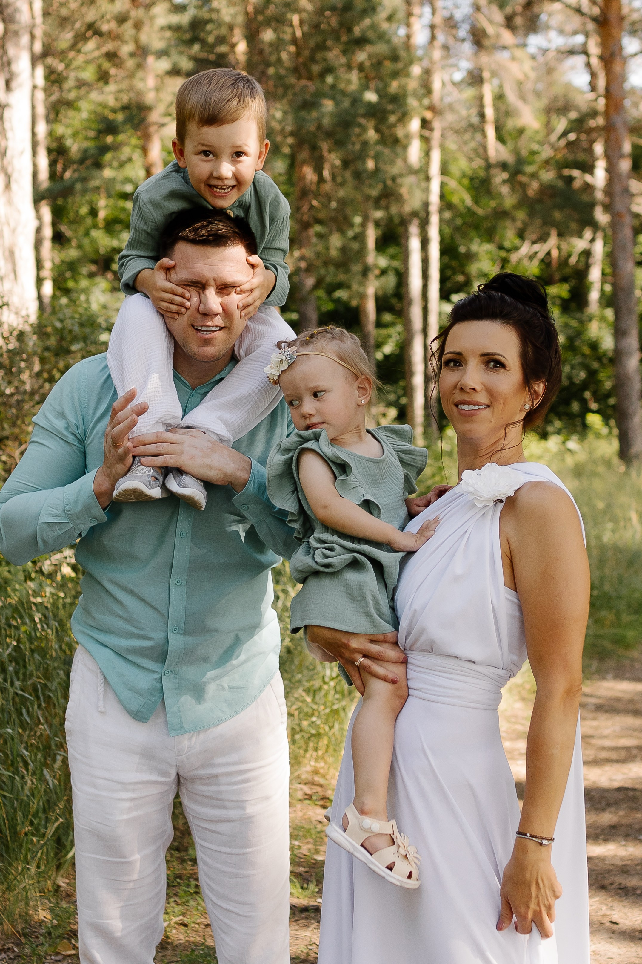 Светлана и Сергей 10 лет спустя. Семейный и детский фотограф в Челябинске Елена Вышегородцева