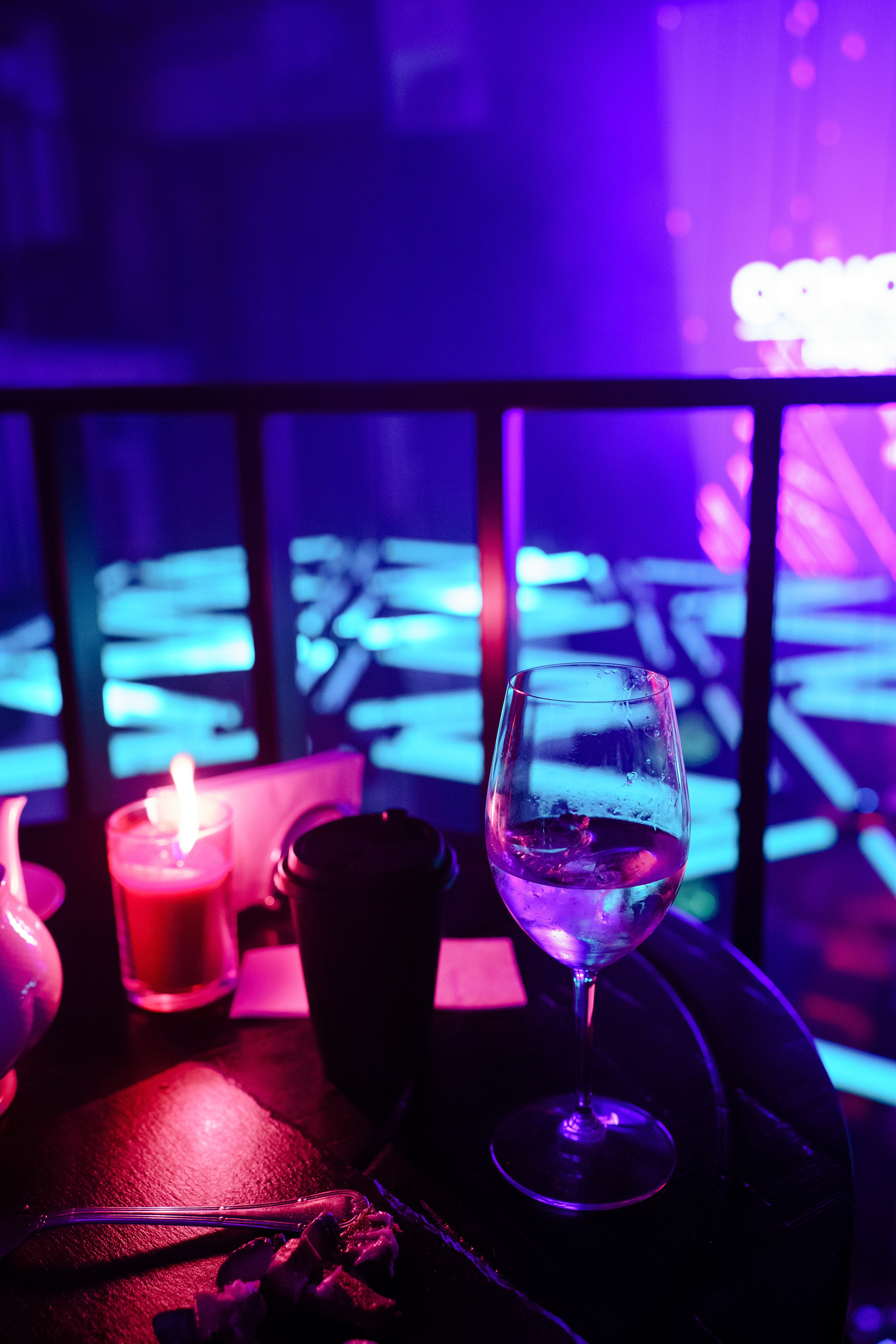 Вечеринка OSNOVATELI.LIVE репортажный фотограф Саша Дружинина. Репортажный фотограф в Москве Саша Дружинина