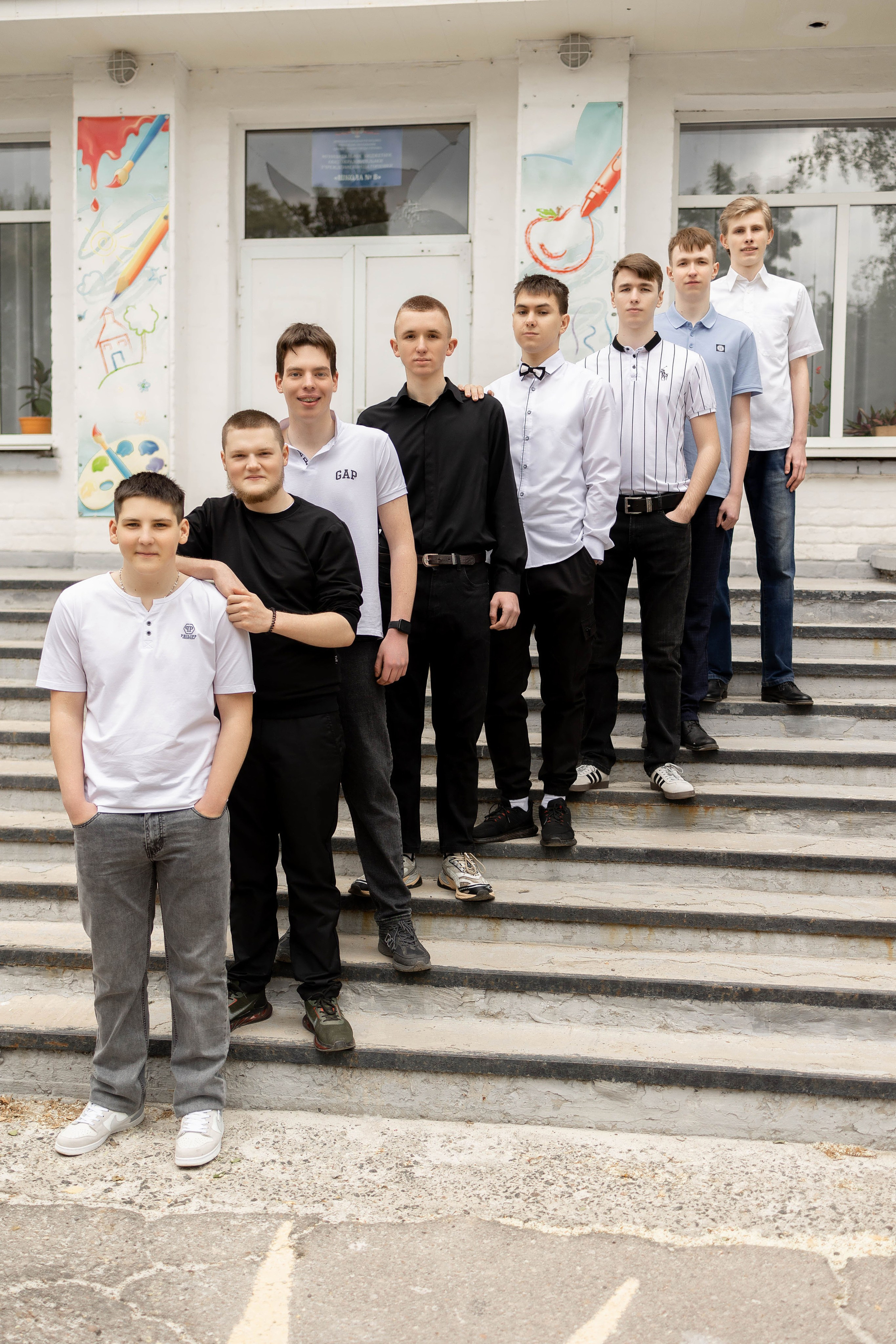 Школа № 8. 11 класс. Фотограф Донецк. Горловка. ДНР. Севастополь