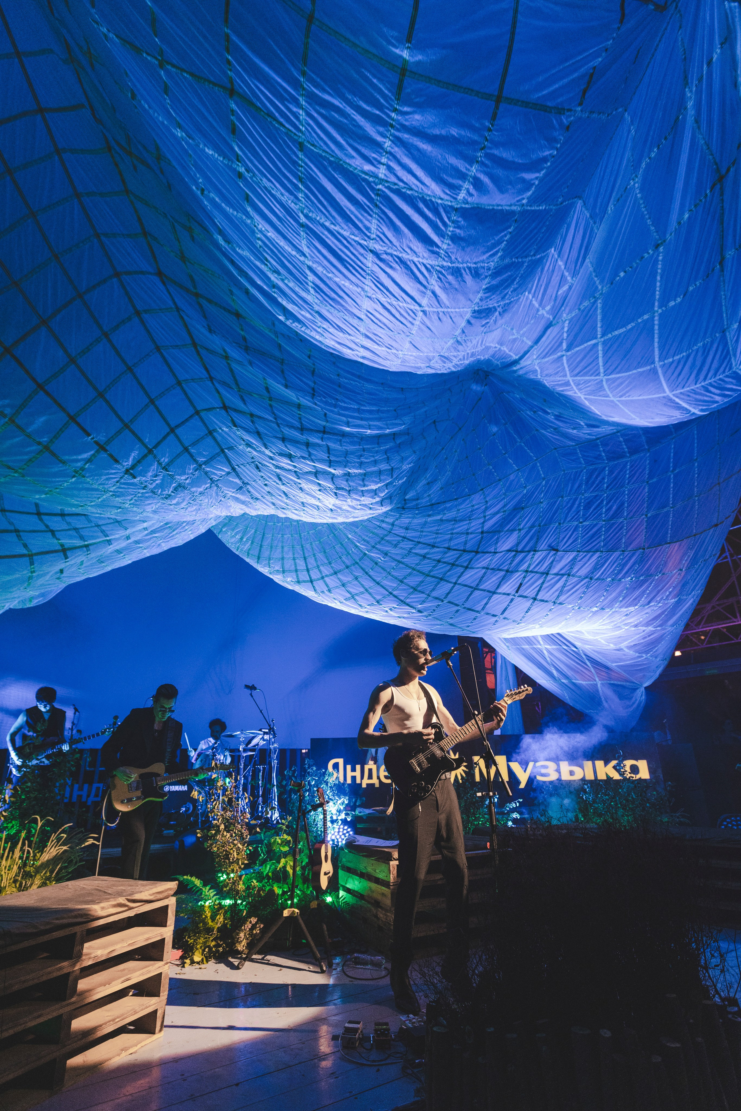 ZOLOTO / ЯНДЕКС ДАЧА / 2024. OOPS