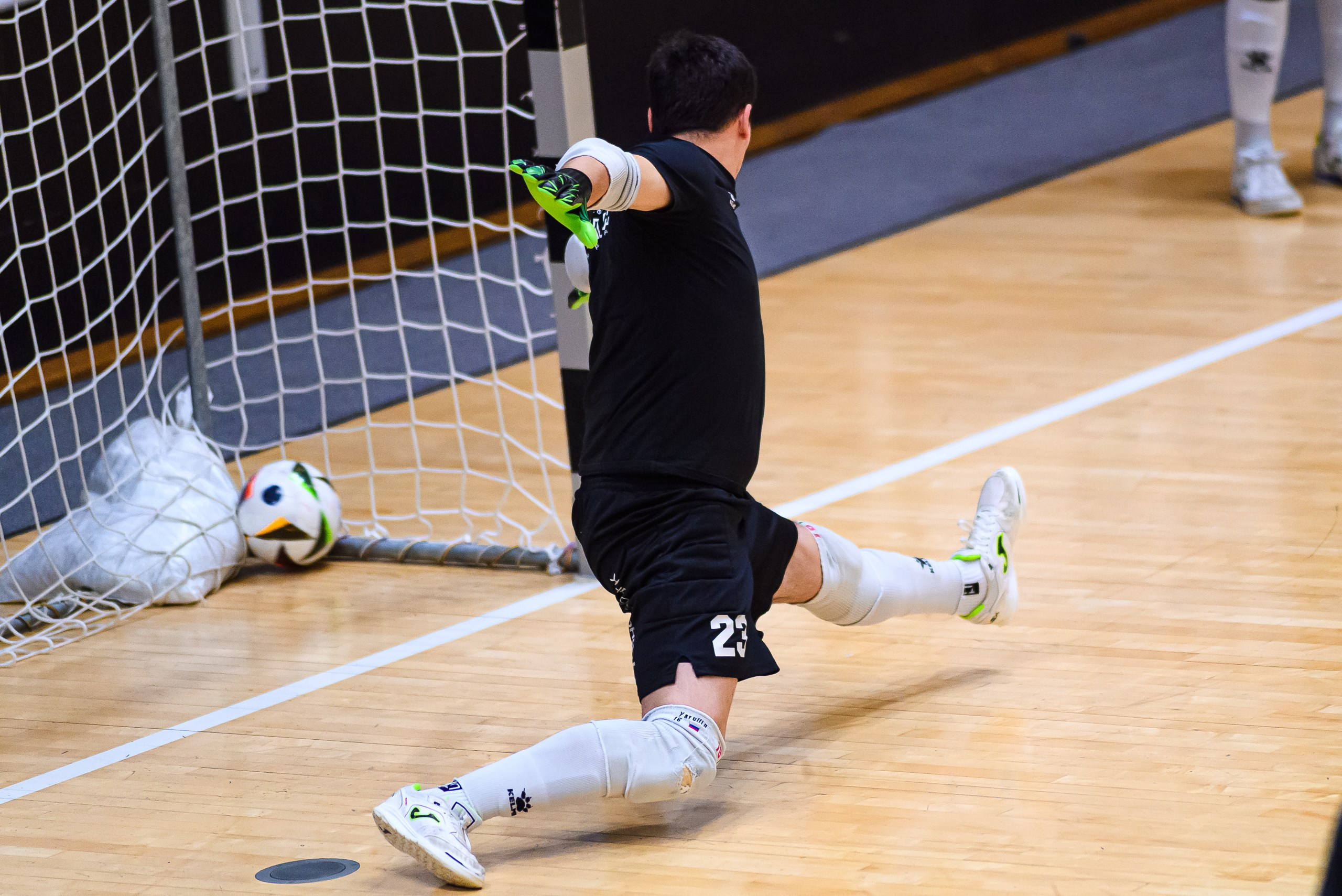 Высшая лига по футзалу — Сезон 2024-2025 — 2ой тур. Репортажный фотограф в Кемерово