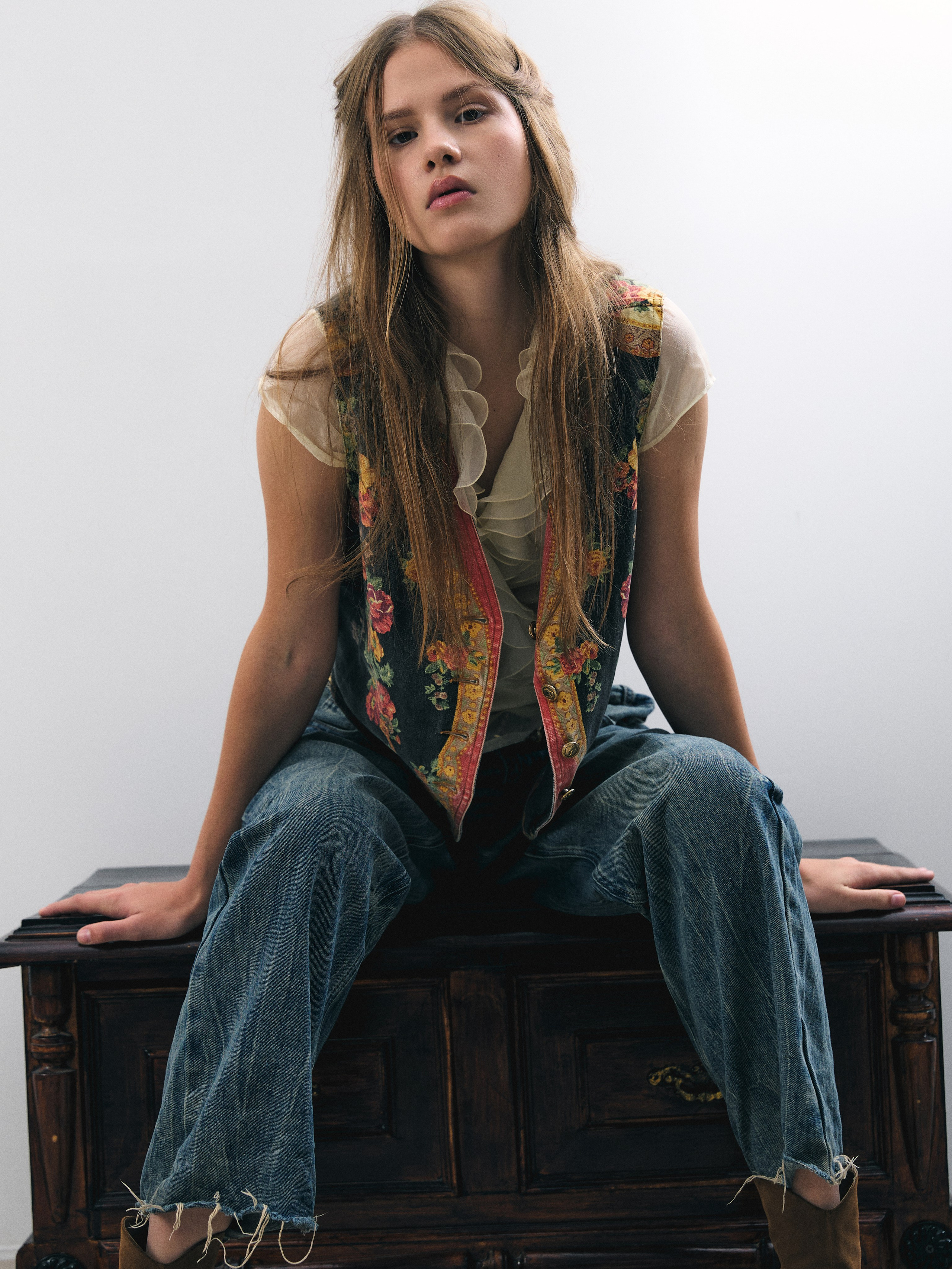 Lookbook. Фотограф в Москве и Сургуте Алла Лесовая. Снимаю каталог для брендов и индивидуальные портреты для людей