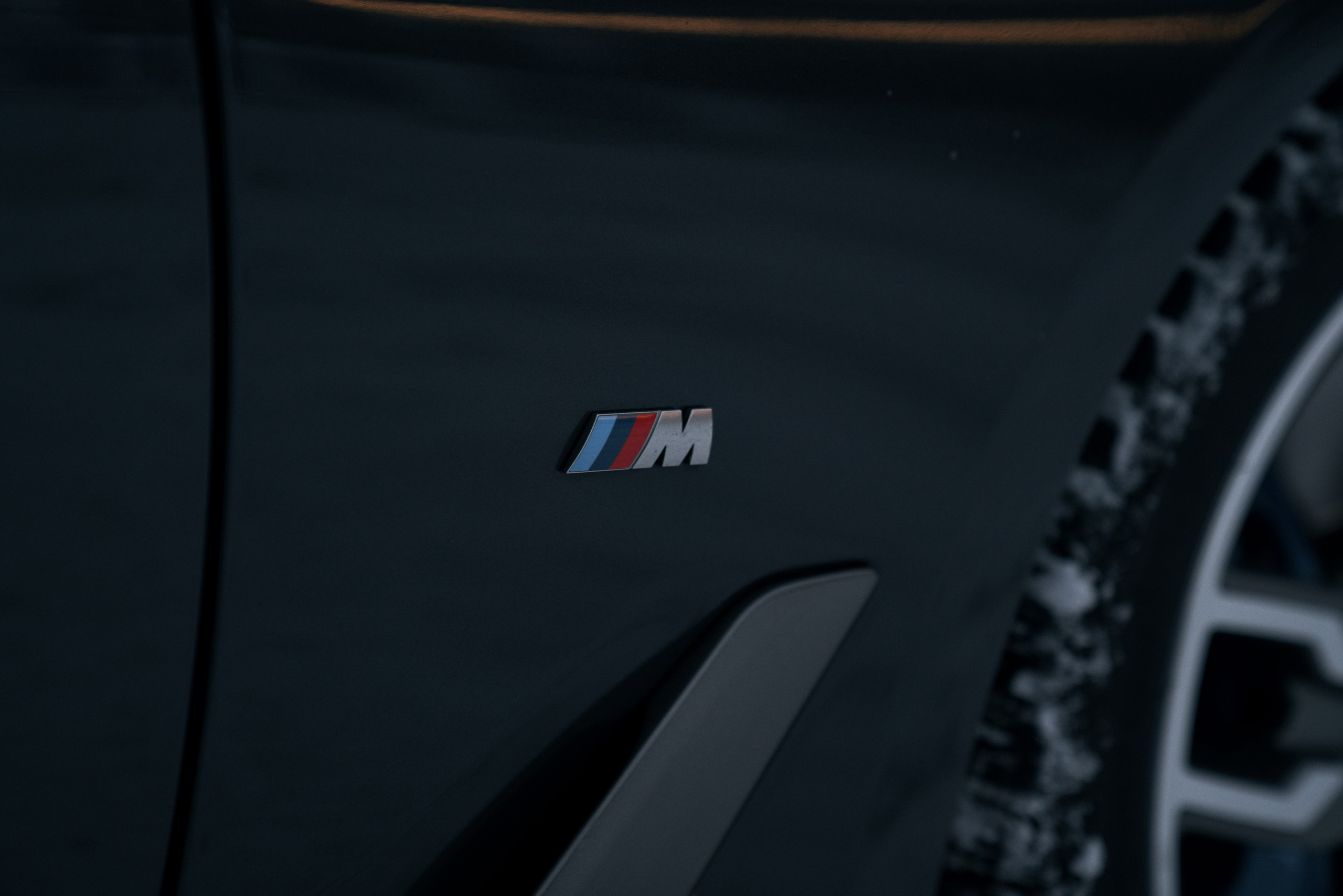 BMW M550i XDrive. Идеальные портреты для соцсетей — Фотограф Ленар