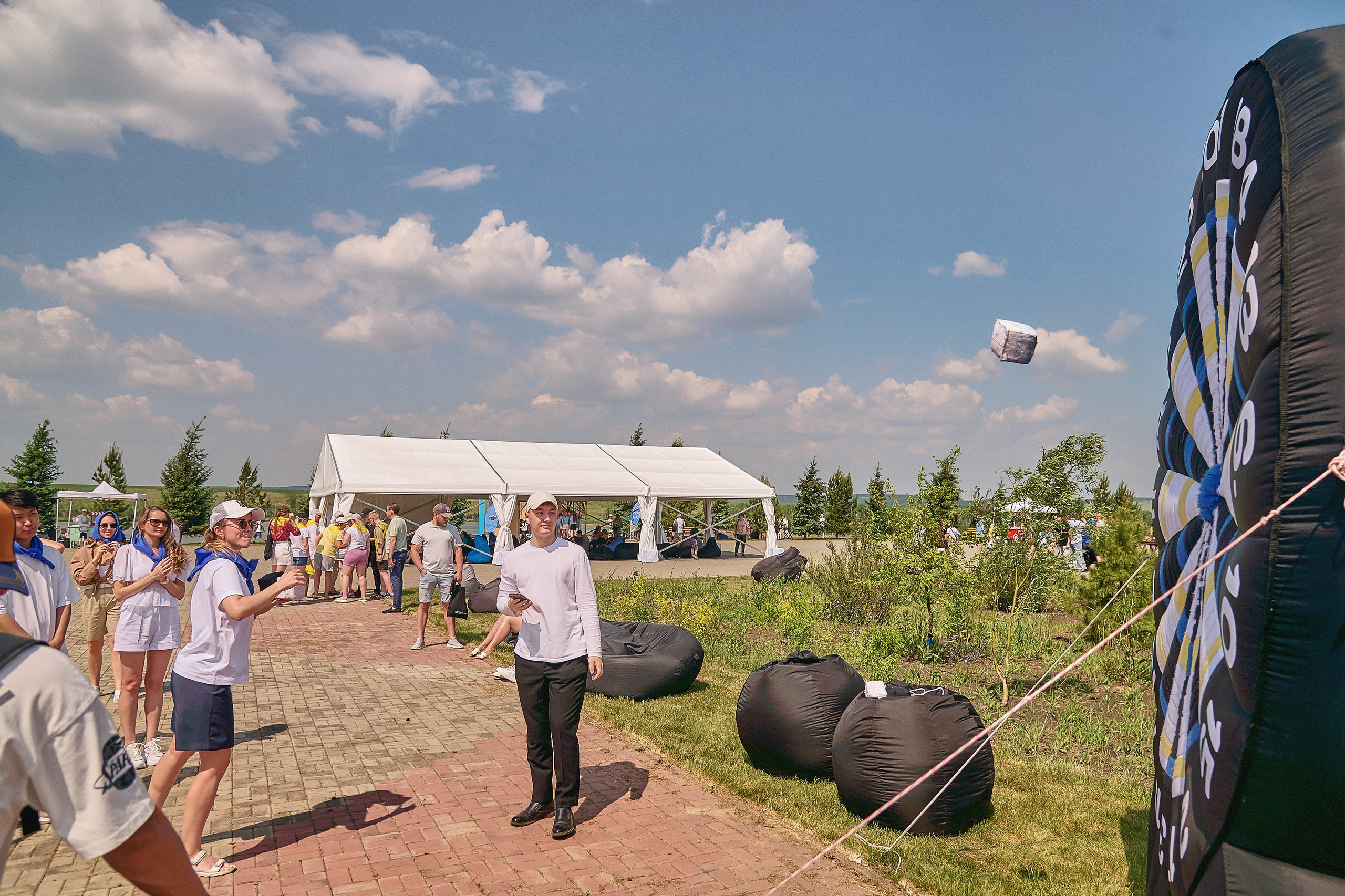 Монолитхолдинг — Емельяновское озеро. Фотограф Яковлев Роман — Красноярск