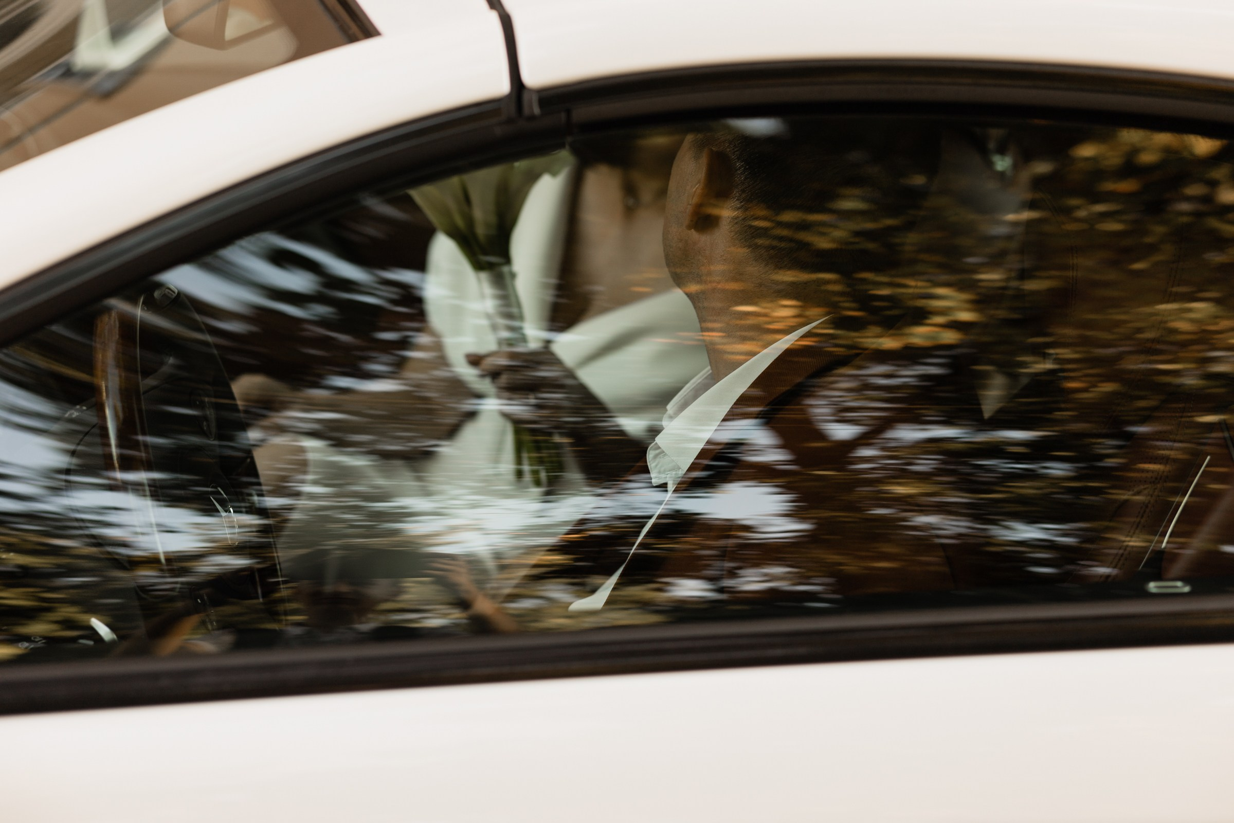 Свадебная фотосессия с кабриолетом. Свадебный фотограф в Воронеже Куколев Илья