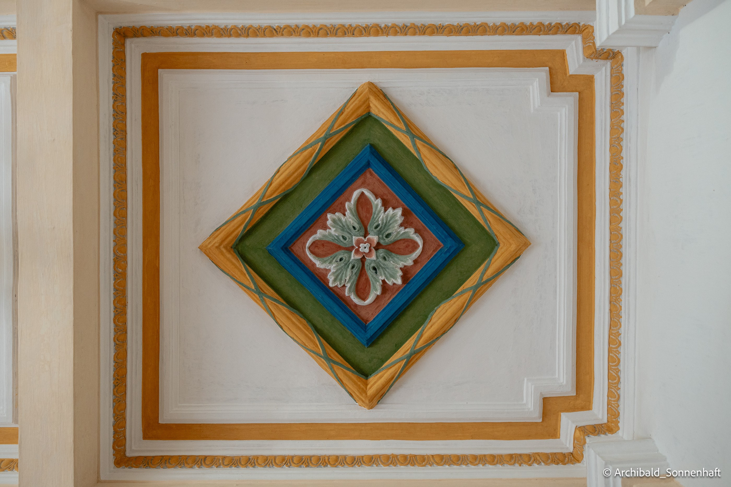 Diaolou in Kaiping. Photographer in Guangzhou, China. Archibald Sonnenhaft